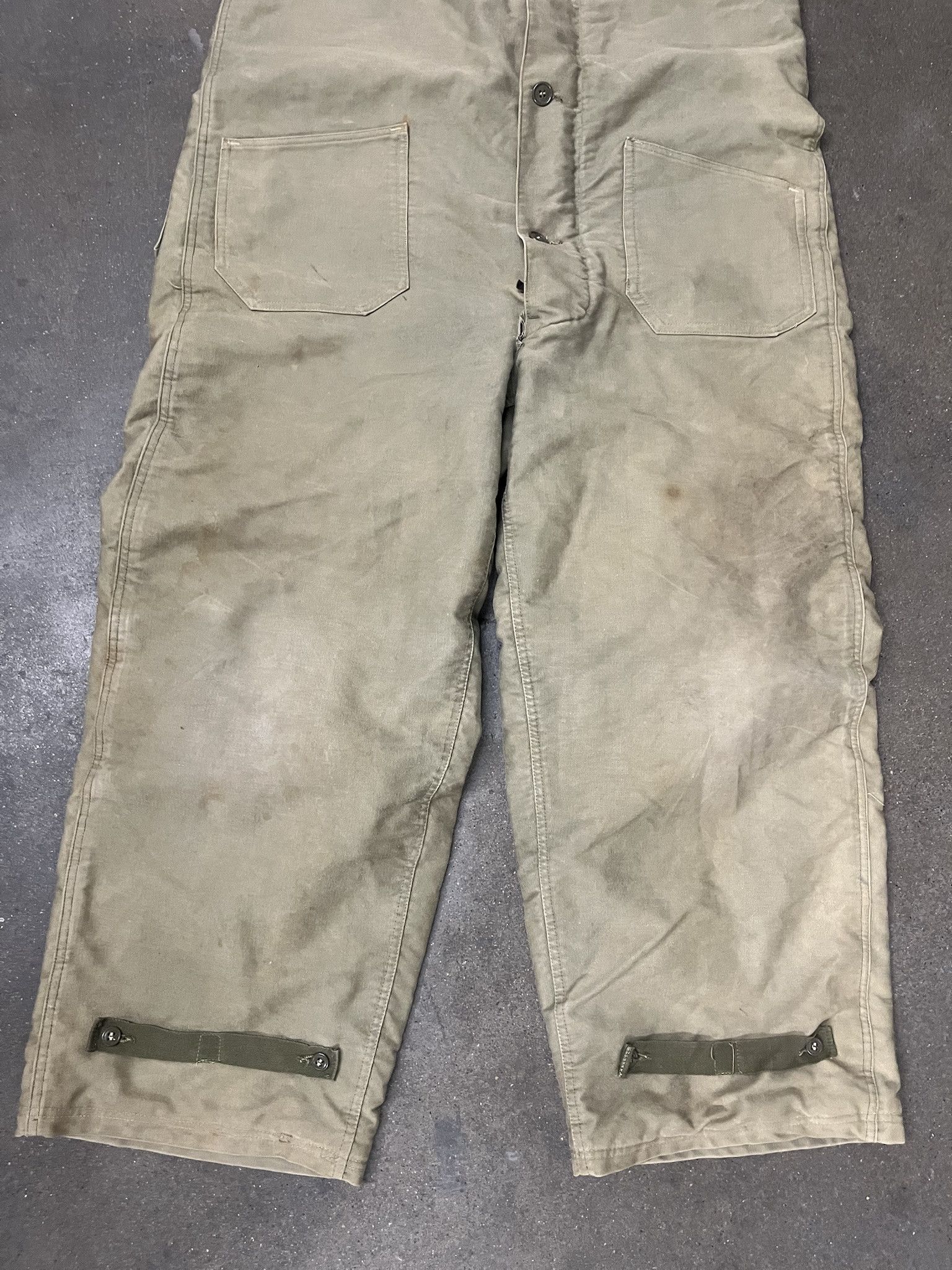 Vintage Vintage 1940s WW2 US Navy Deck Pants Bib Overalls Size L Size US L / EU 52-54 / 3 - 3 Thumbnail