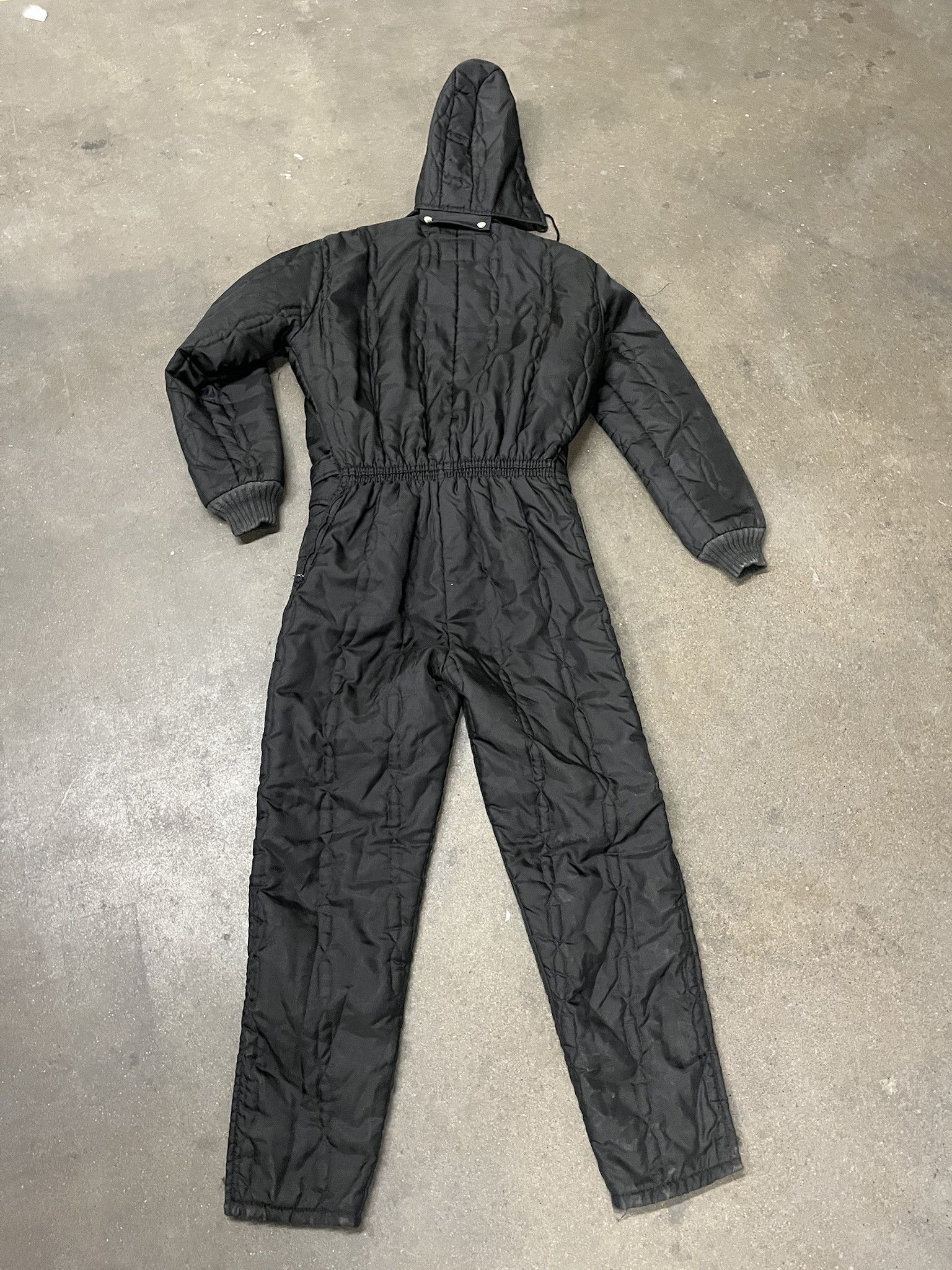 Vintage Vintage 1980s White Bear Insulated Snow Suit Coverall Size M Size US M / EU 48-50 / 2 - 5 Thumbnail