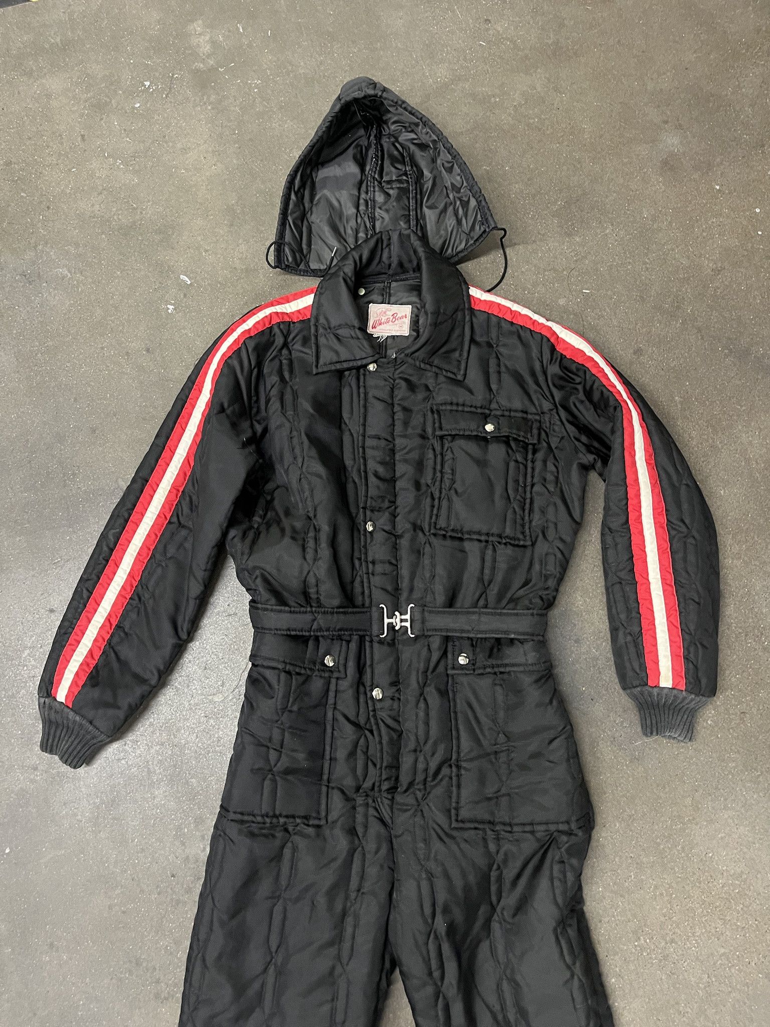 Vintage Vintage 1980s White Bear Insulated Snow Suit Coverall Size M Size US M / EU 48-50 / 2 - 3 Thumbnail
