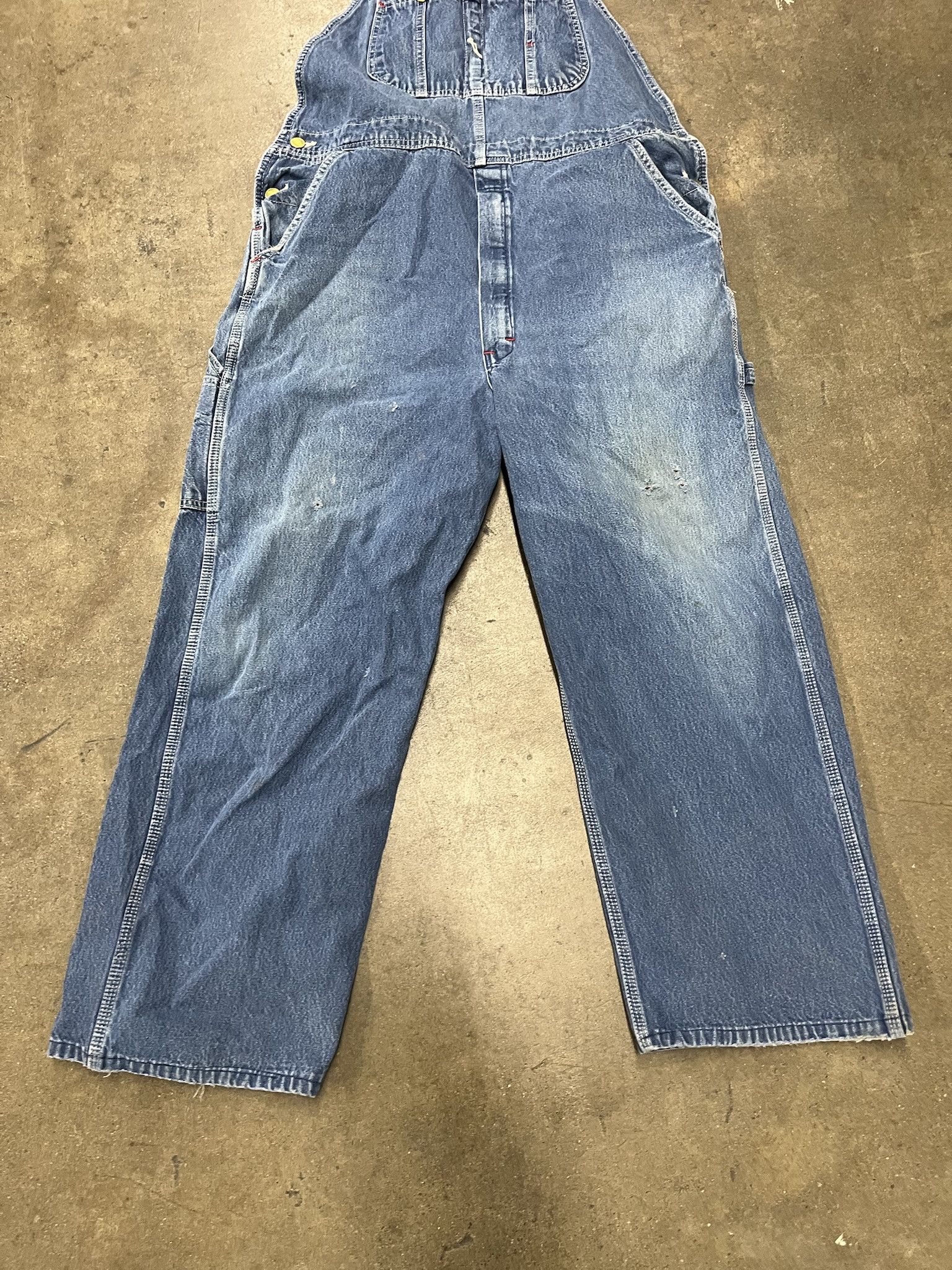 Carhartt × Dickies × Vintage Vintage 2000s Dickies Denim Overalls Size 38 Size US L / EU 52-54 / 3 - 3 Thumbnail