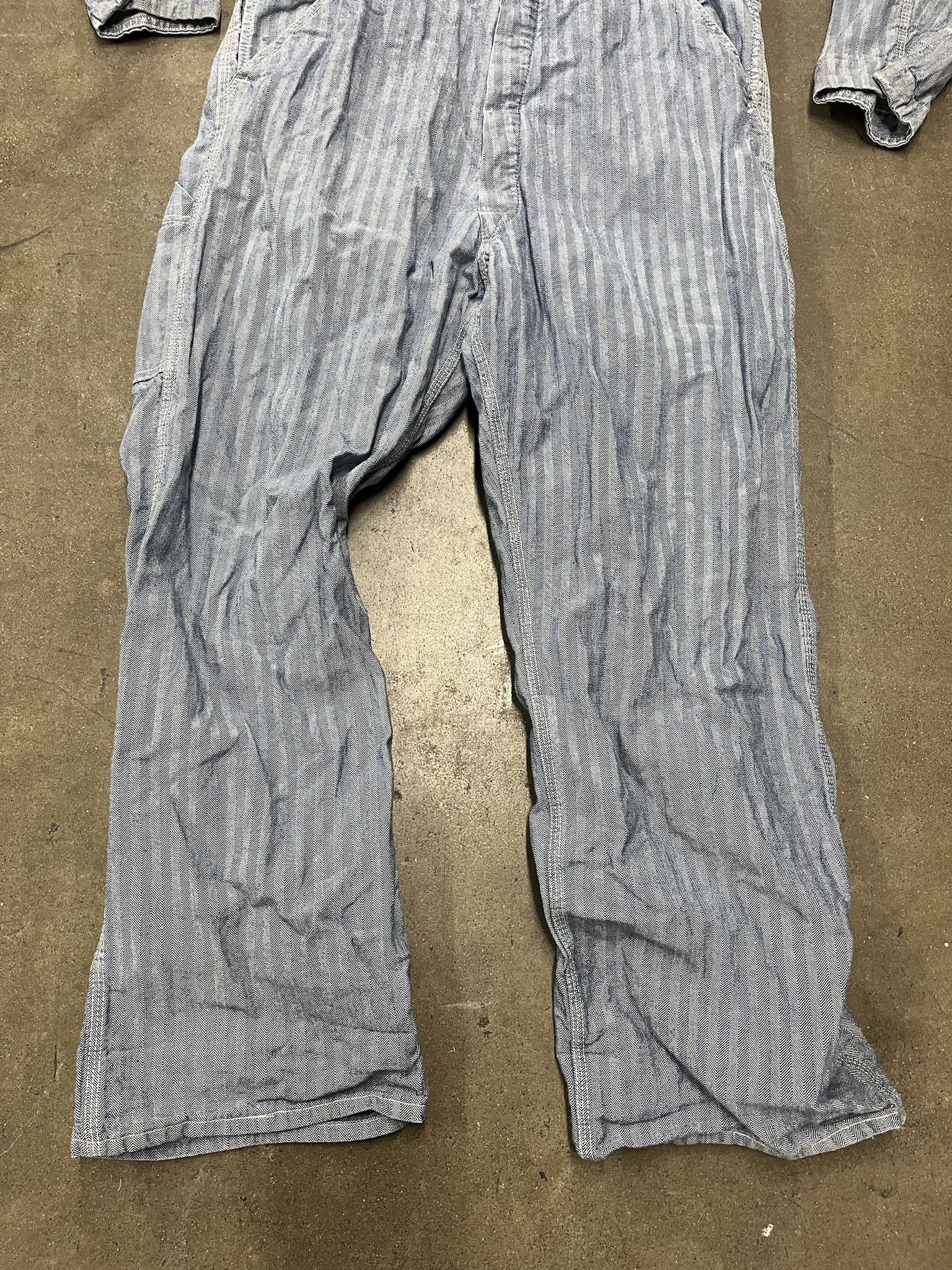 Carhartt × Vintage Vintage 1990s Universal Chicago HBT Mechanics Workwear Coverall Suit Size L Size US L / EU 52-54 / 3 - 3 Thumbnail