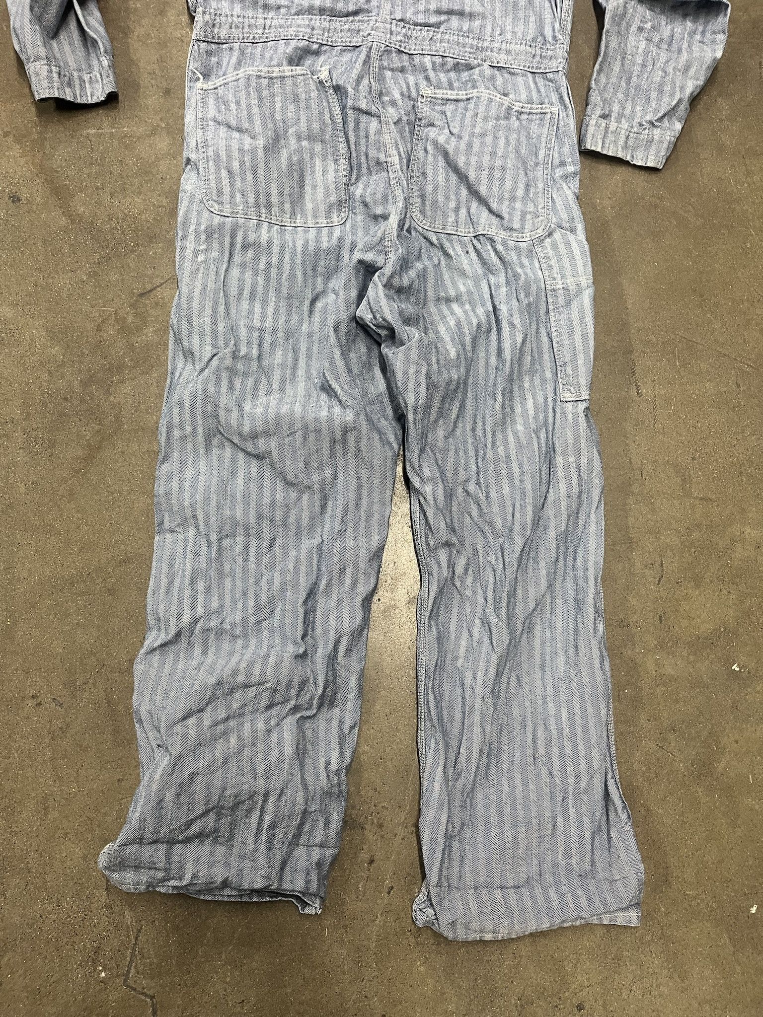 Carhartt × Vintage Vintage 1990s Universal Chicago HBT Mechanics Workwear Coverall Suit Size L Size US L / EU 52-54 / 3 - 8 Thumbnail