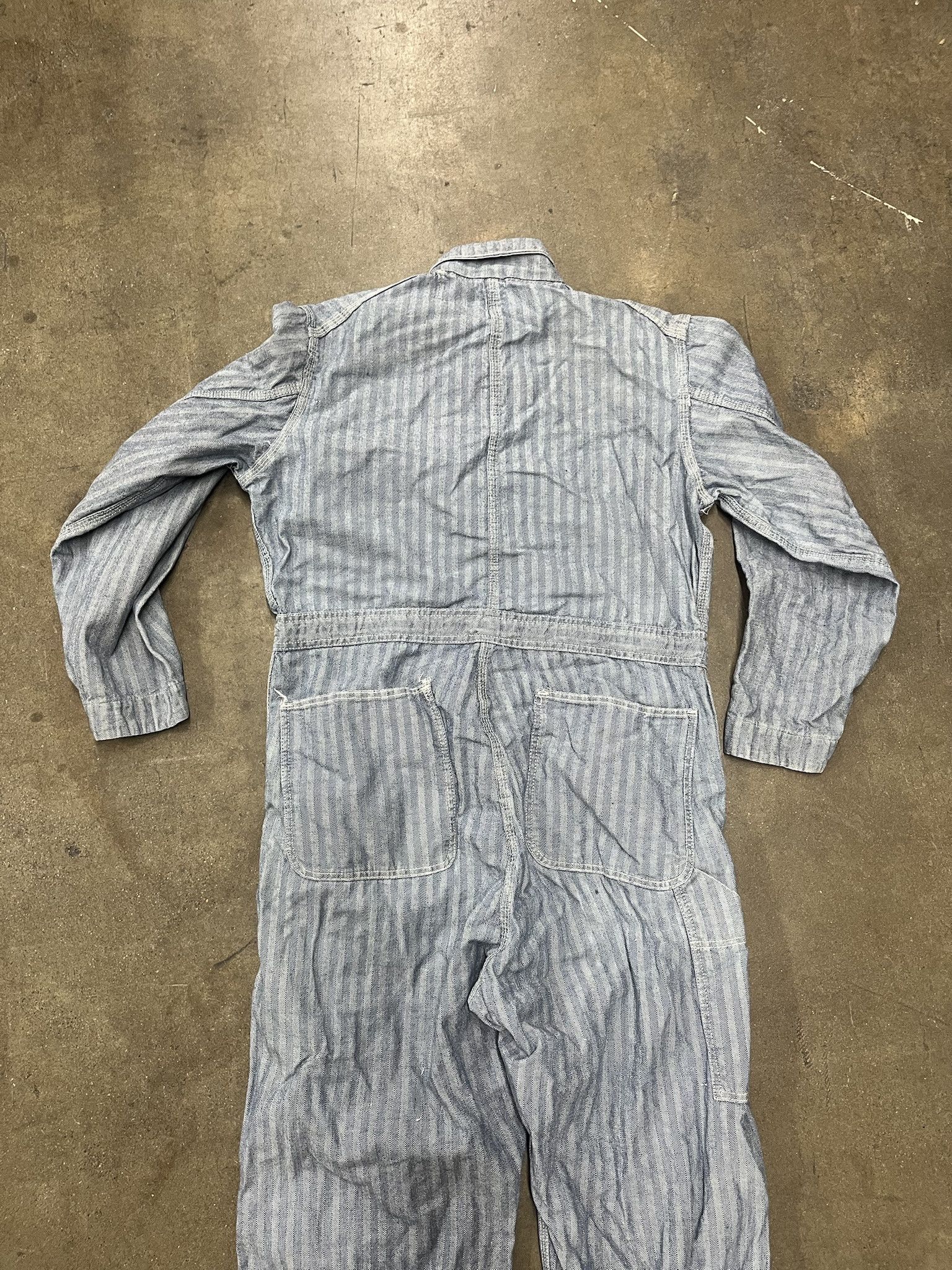 Carhartt × Vintage Vintage 1990s Universal Chicago HBT Mechanics Workwear Coverall Suit Size L Size US L / EU 52-54 / 3 - 7 Thumbnail