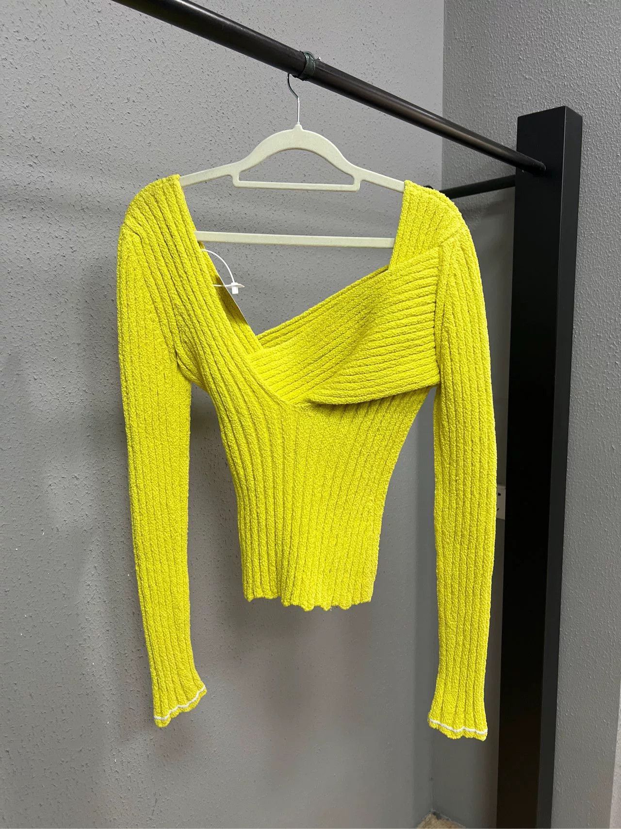 Bottega Veneta Bottega Veneta Yellow Deconstructed Knit Sweater Size XXS / US 00 / IT 34 - 2 Thumbnail