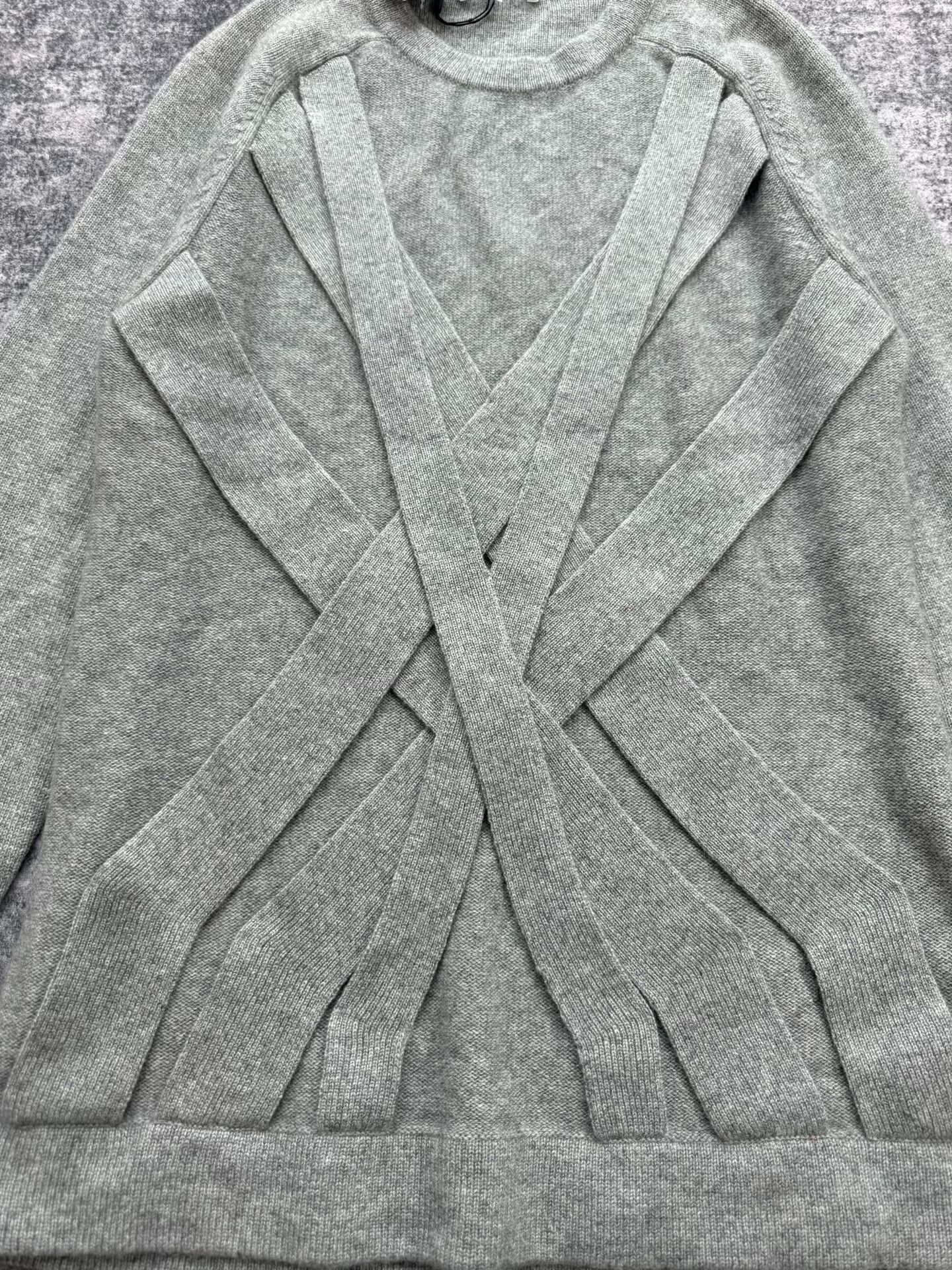 Helmut Lang Helmut Lang Crazy Straps Cashmere Sweater Size S / US 4 / IT 40 - 5 Thumbnail