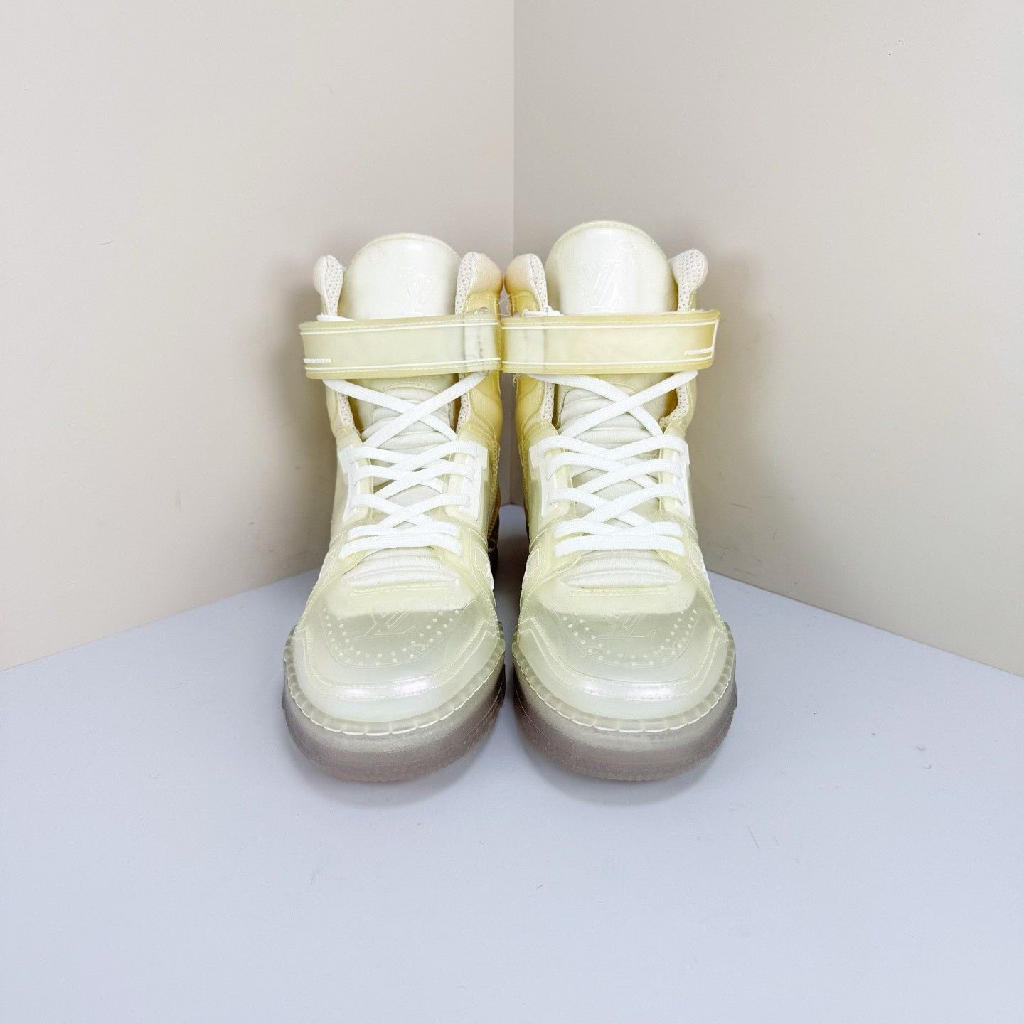 Louis Vuitton Louis Vuitton Transparent High-Top Trainer Size US 8 / IT 38 - 2 Thumbnail