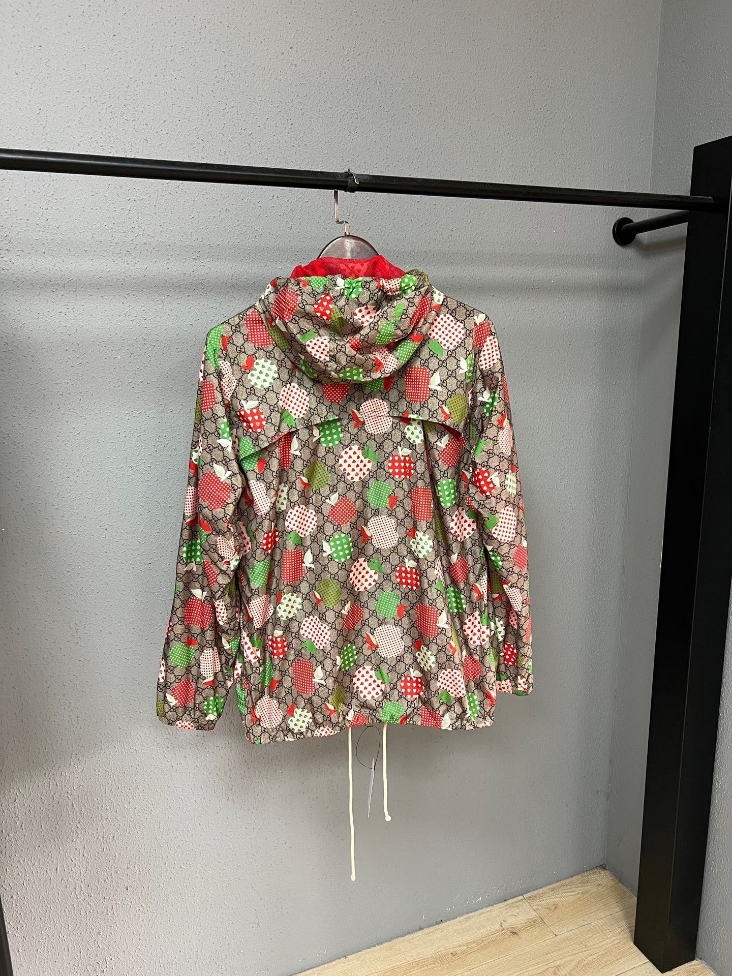 Gucci Gucci All-Over Apple Print Windbreaker Size US M / EU 48-50 / 2 - 2 Thumbnail