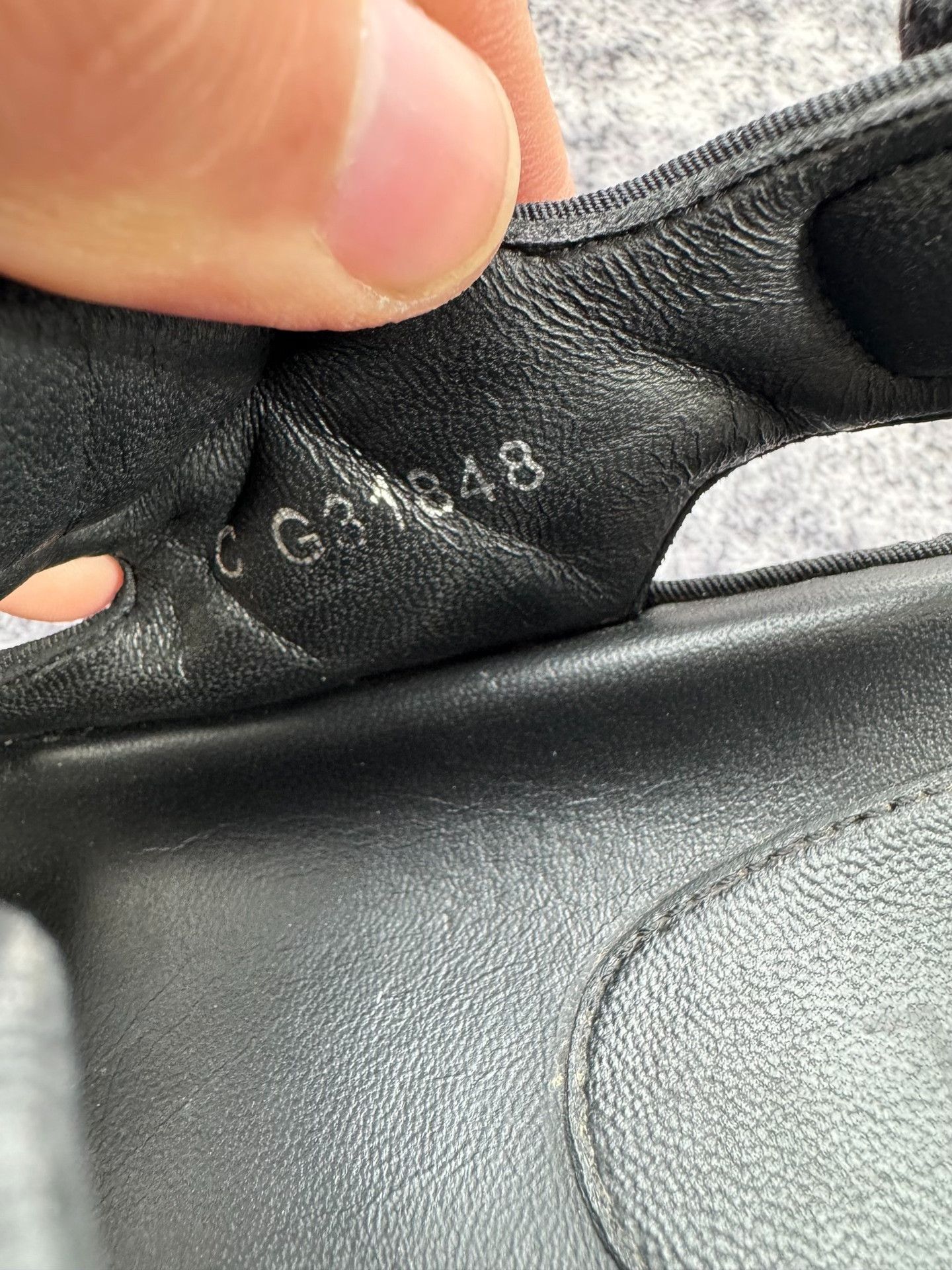 Chanel Chanel Diamond Logo Velcro Sandals Size US 5.5 / IT 35.5 - 8 Thumbnail