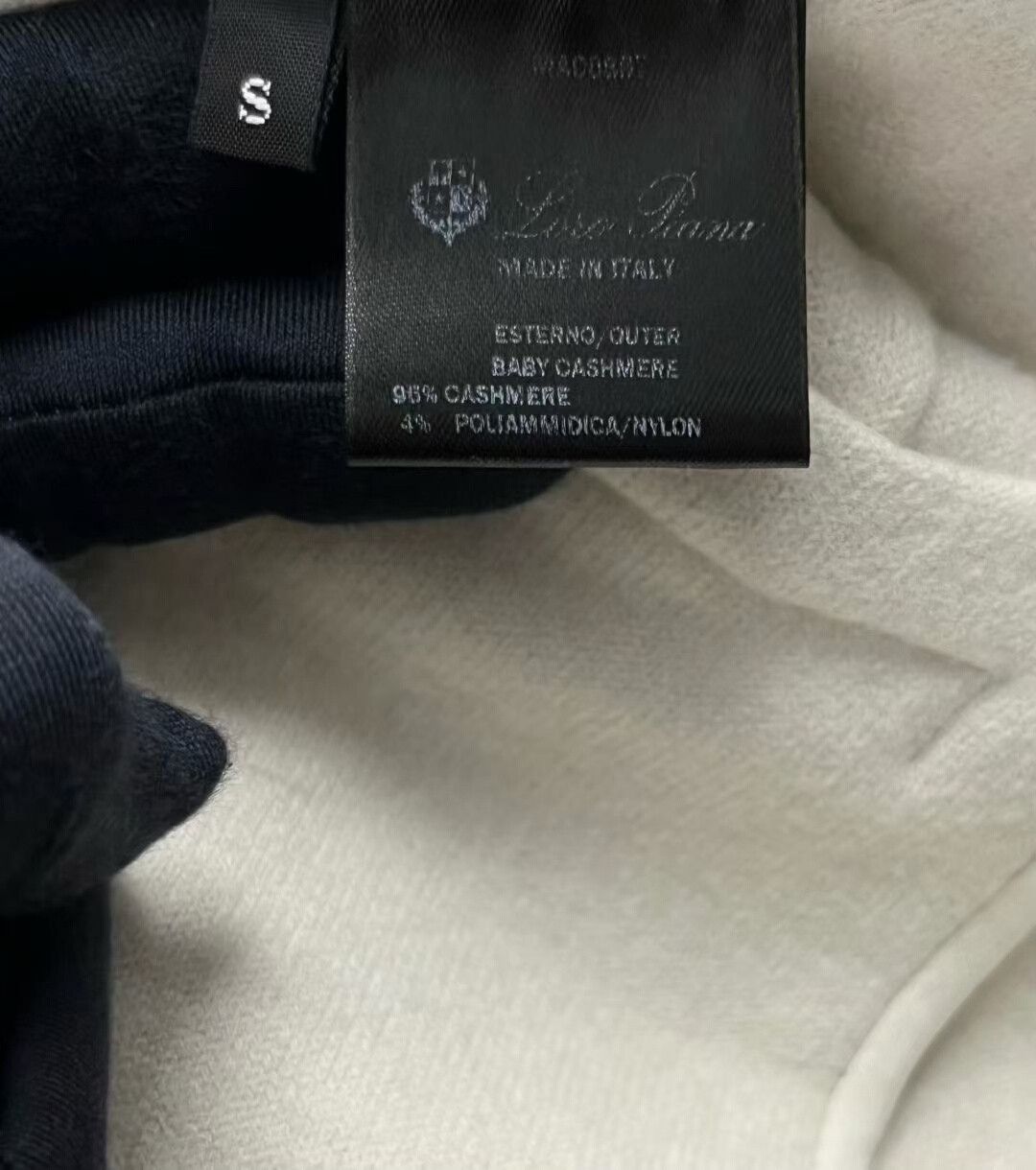 Loro Piana Loro Piana SS25 Cashmere Vest Size US S / EU 44-46 / 1 - 4 Thumbnail
