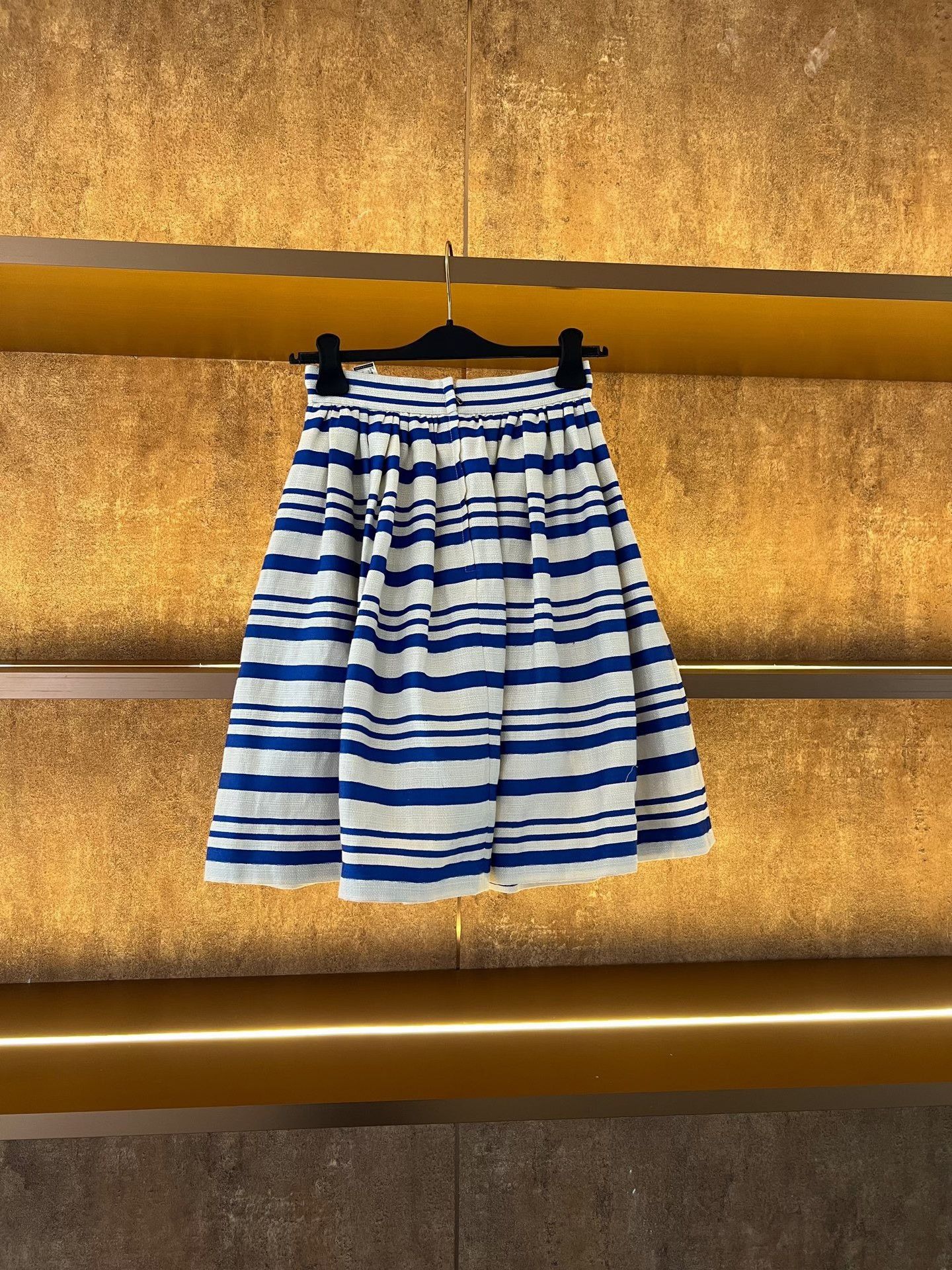 Dolce & Gabbana Dolce & Gabbana Blue White Stripe Linen Skirt Size 38" / US 16 / IT 52 - 2 Thumbnail