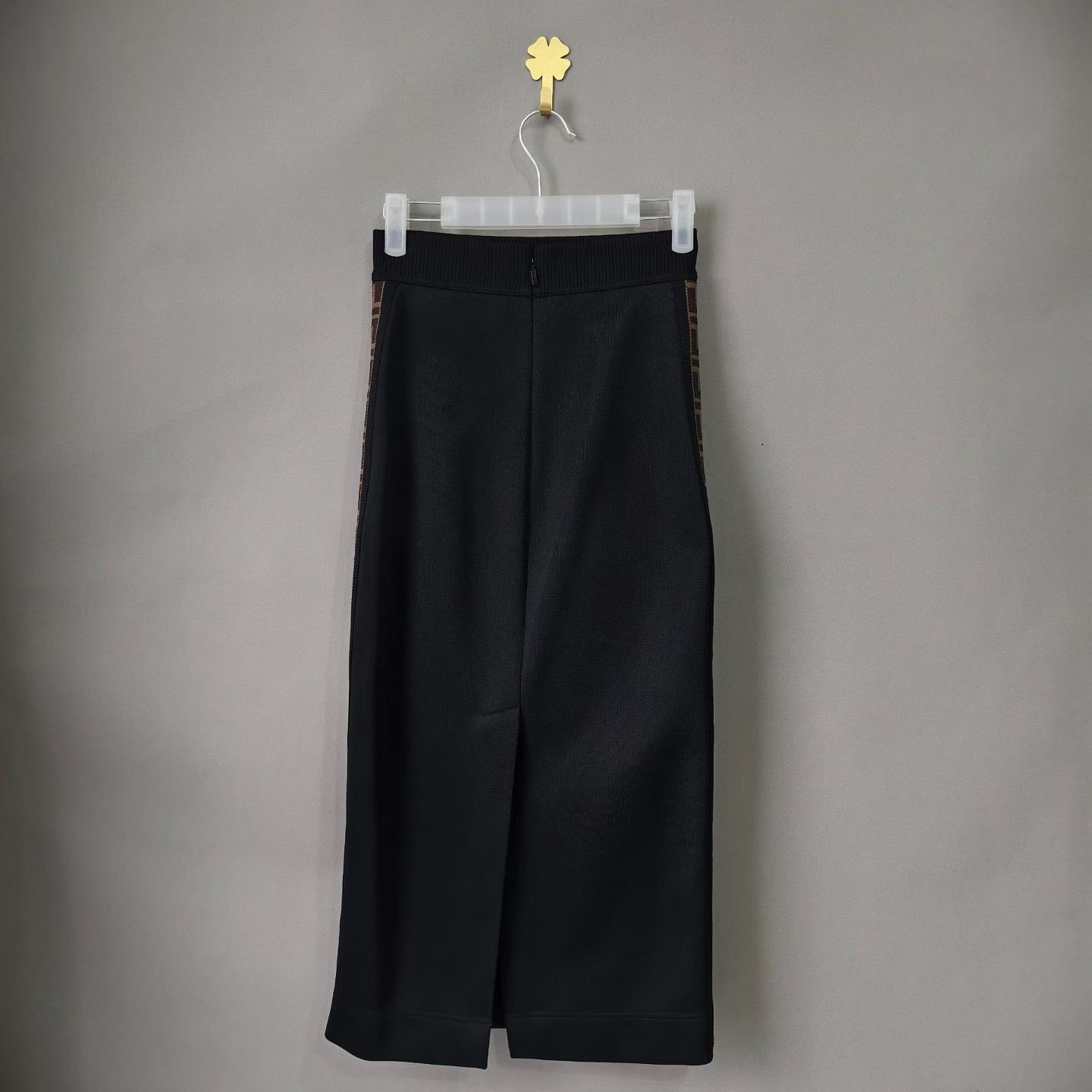 Fendi FENDI Black Side Logo Long Skirt Size 38" / US 16 / IT 52 - 2 Thumbnail