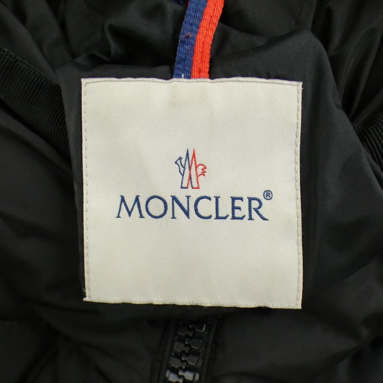 Moncler Moncler Moncler TALEVE Down Coat Others Outerwear TALEVE DUTY FREE for USA Size ONE SIZE - 6 Thumbnail