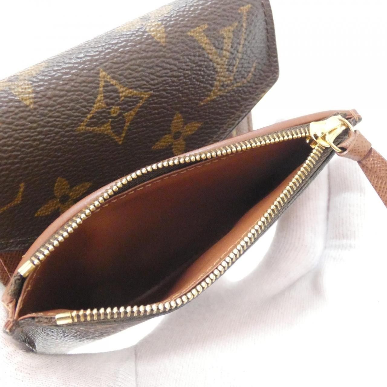Louis Vuitton Louis Vuitton Louis Vuitton Monogram Wallet Textile Short Wallet M62472 DUTY FREE for USA Size ONE SIZE - 9 Thumbnail