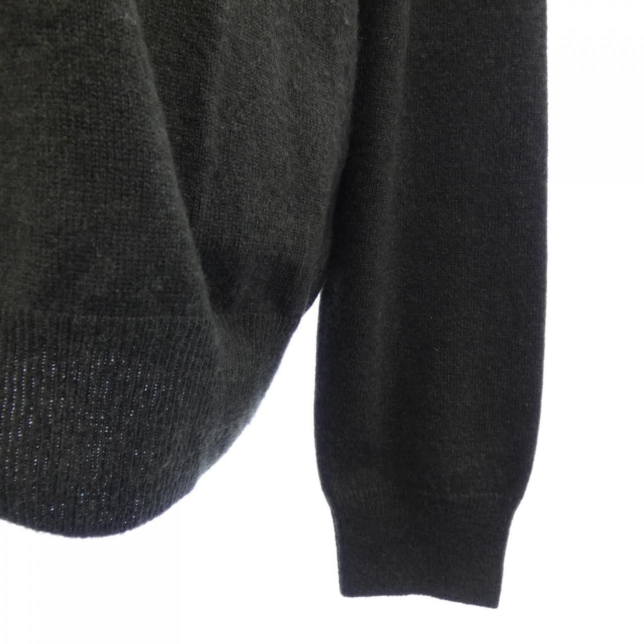 Louis Vuitton Louis Vuitton Louis Vuitton LVSE LV Embossed Cashmere Turtleneck Knitwear Textile Tops HMN41WGK1 DUTY FREE for USA Size ONE SIZE - 6 Thumbnail