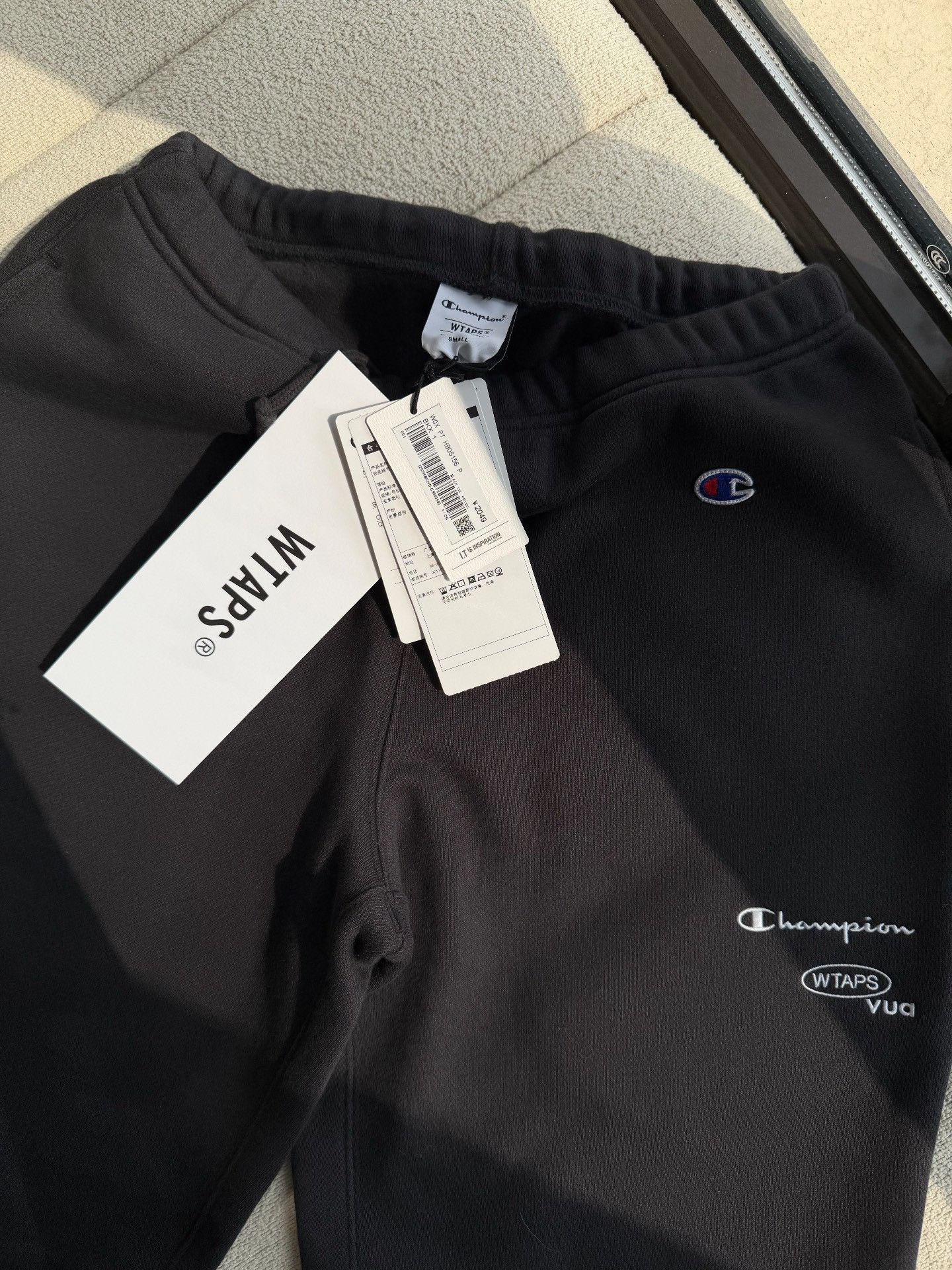 Wtaps WTAPS x CHAMPION ACADEMY Men's Track Pants Size US 31 - 3 Thumbnail