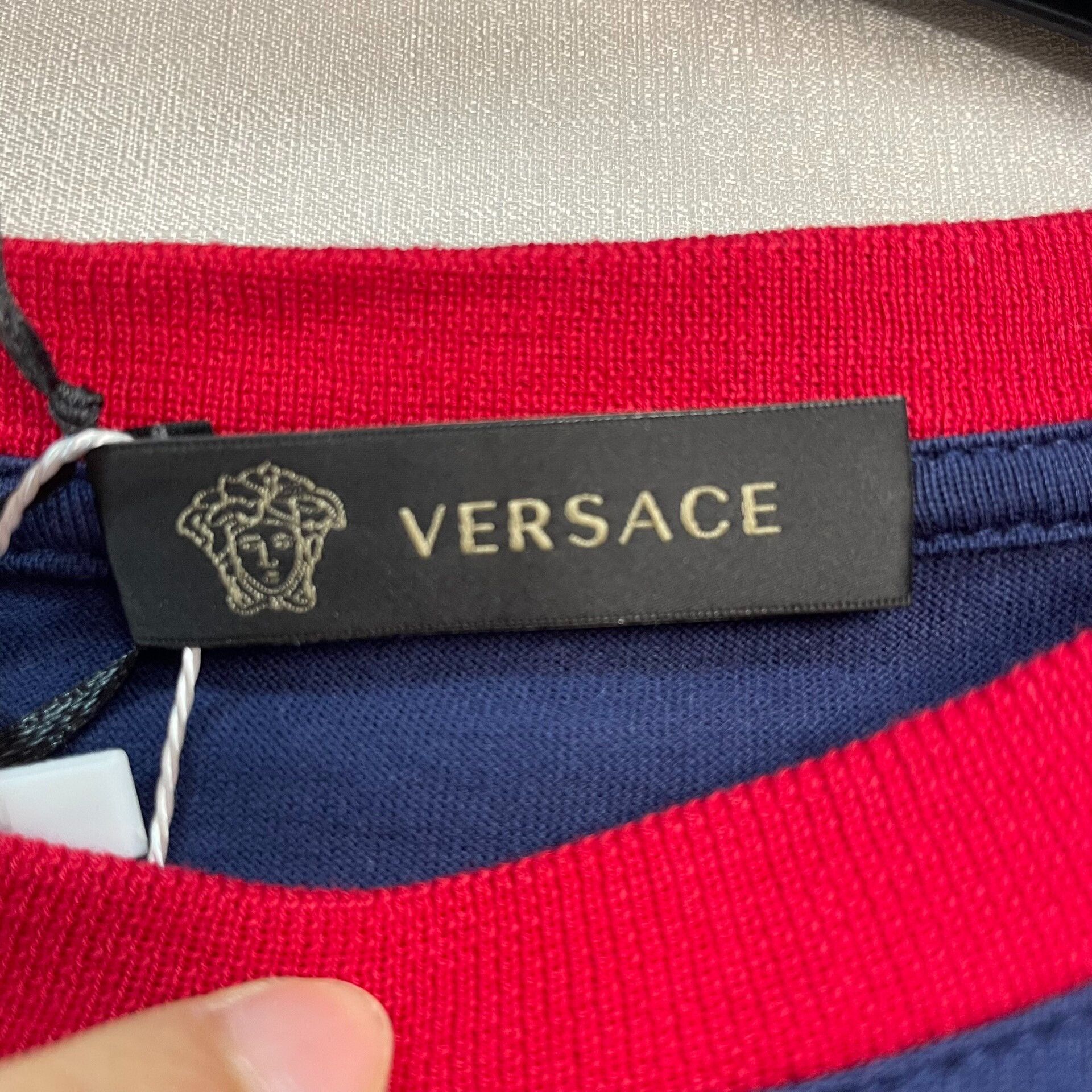 Versace Versace Portrait Logo Short Sleeve Size US L / EU 52-54 / 3 - 3 Thumbnail