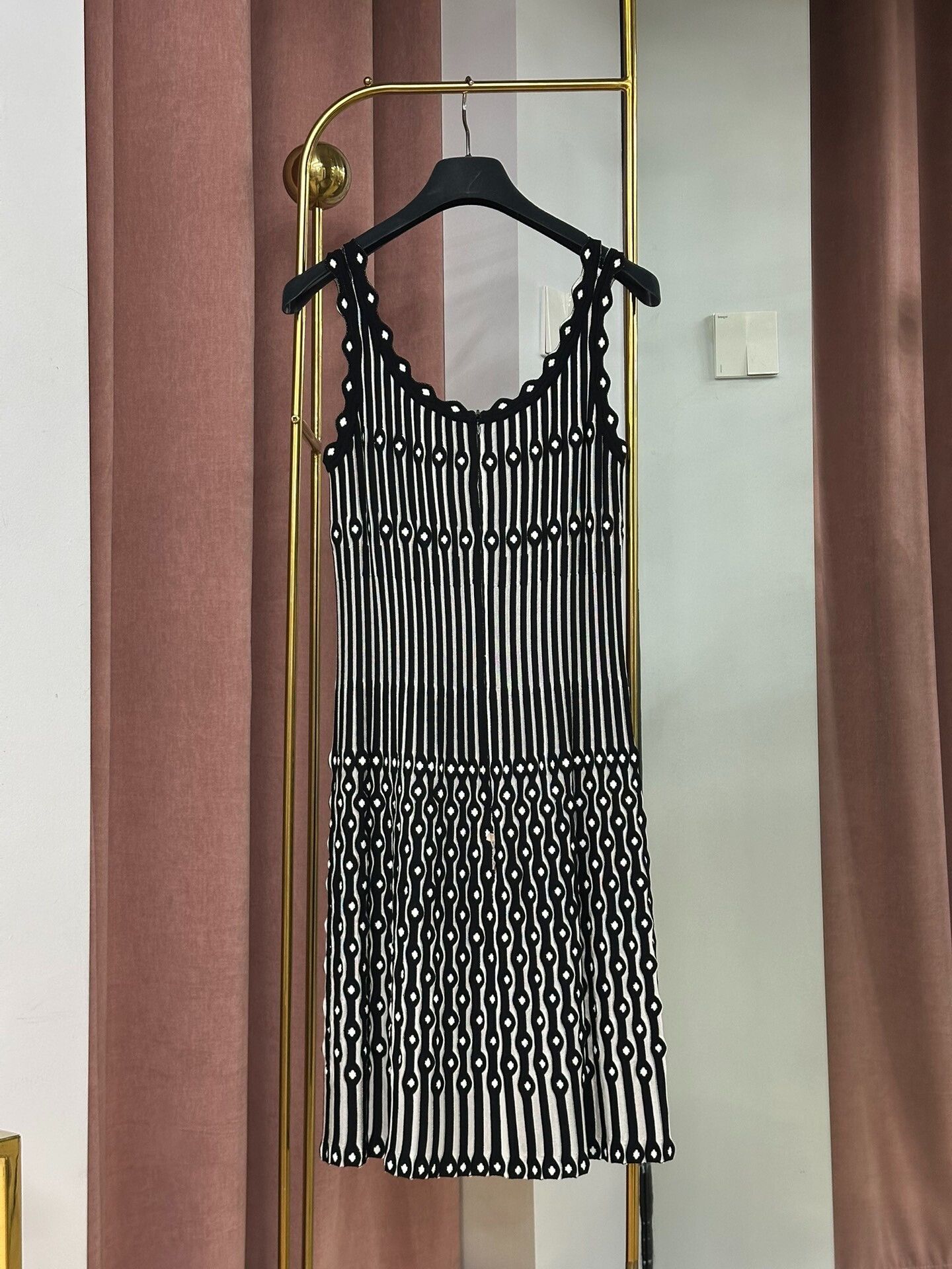 Alaia Alaia Black and White Striped Dress Size S / US 4 / IT 40 - 3 Thumbnail
