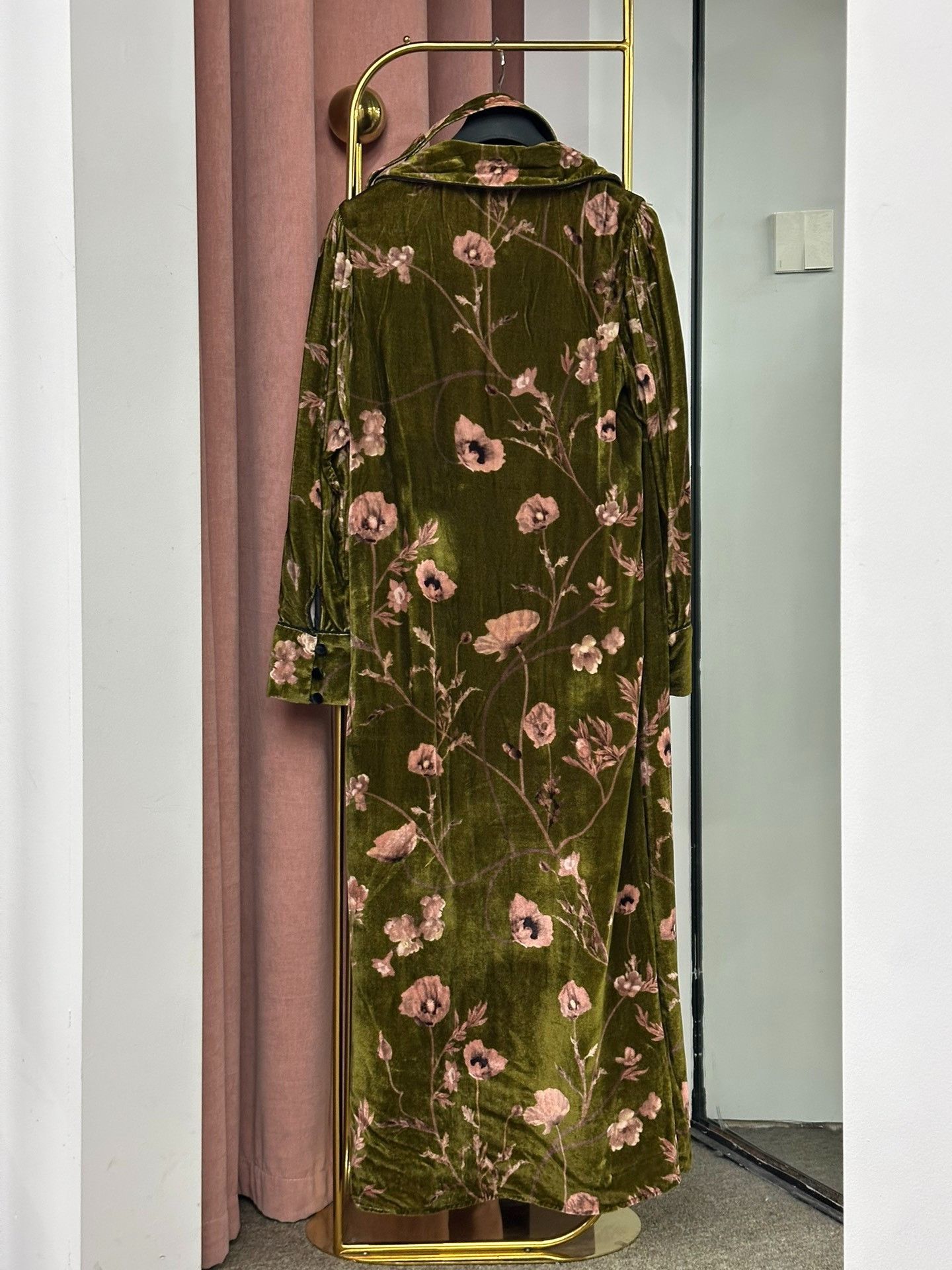 Johanna Ortiz Johanna Ortiz Green Velvet Printed Coat Size M / US 6-8 / IT 42-44 - 3 Thumbnail