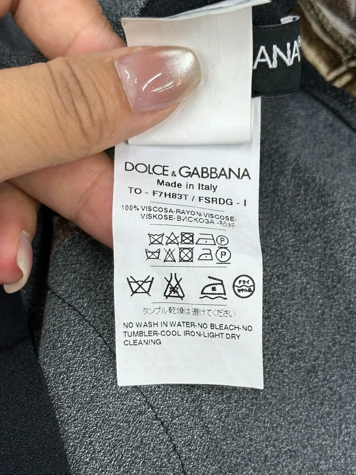 Dolce & Gabbana Dolce&Gabbana Black Portrait Coin Print Sleeveless Top Size S / US 4 / IT 40 - 5 Thumbnail
