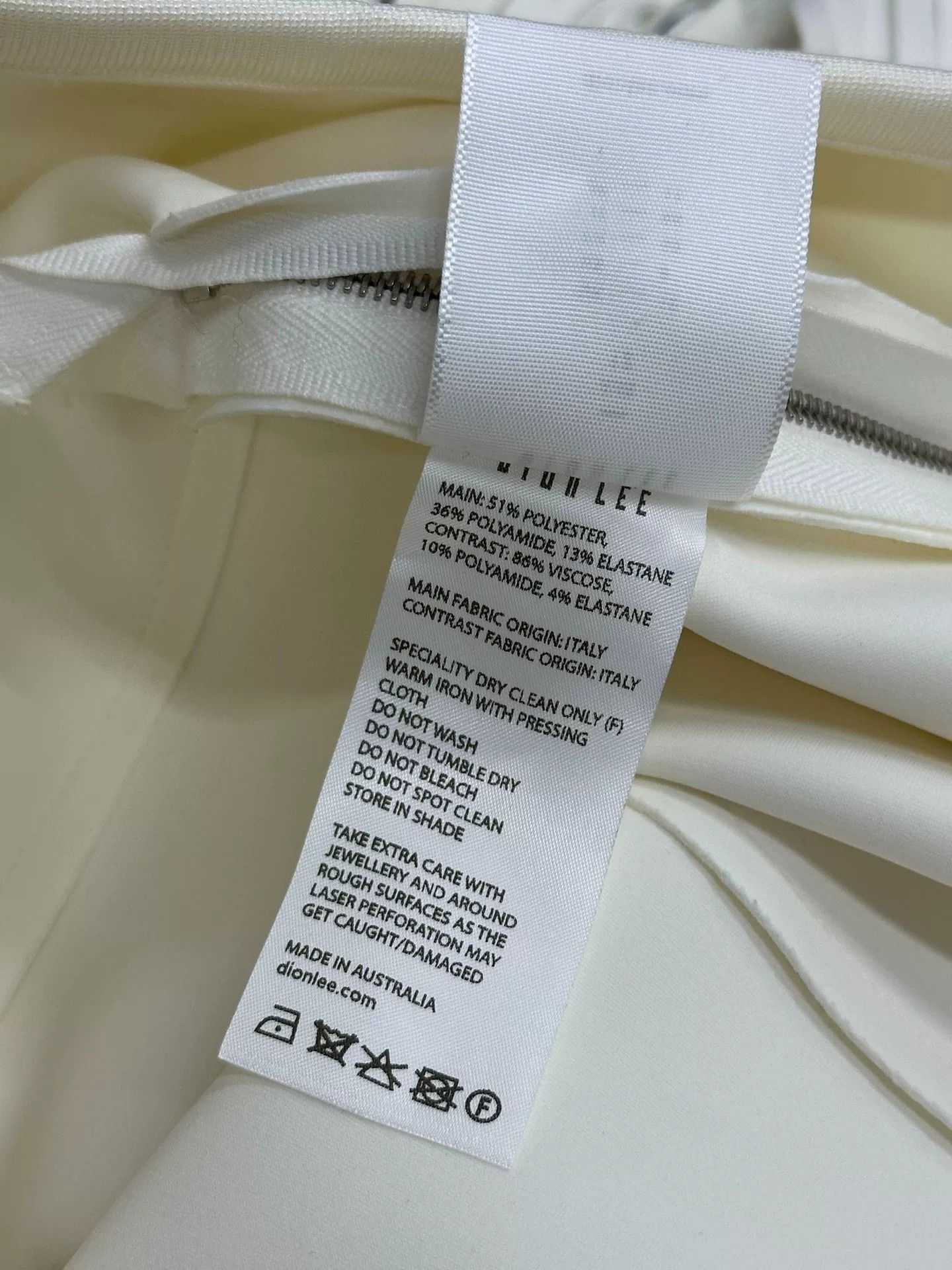 Dion Lee Dionlee White Fringe Skirt Size 40" / US 18 - 6 Thumbnail