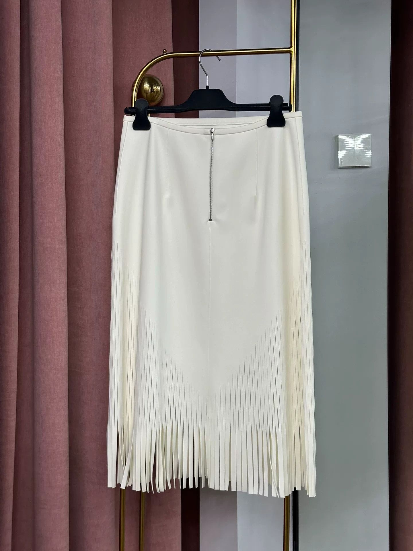 Dion Lee Dionlee White Fringe Skirt Size 40" / US 18 - 3 Thumbnail