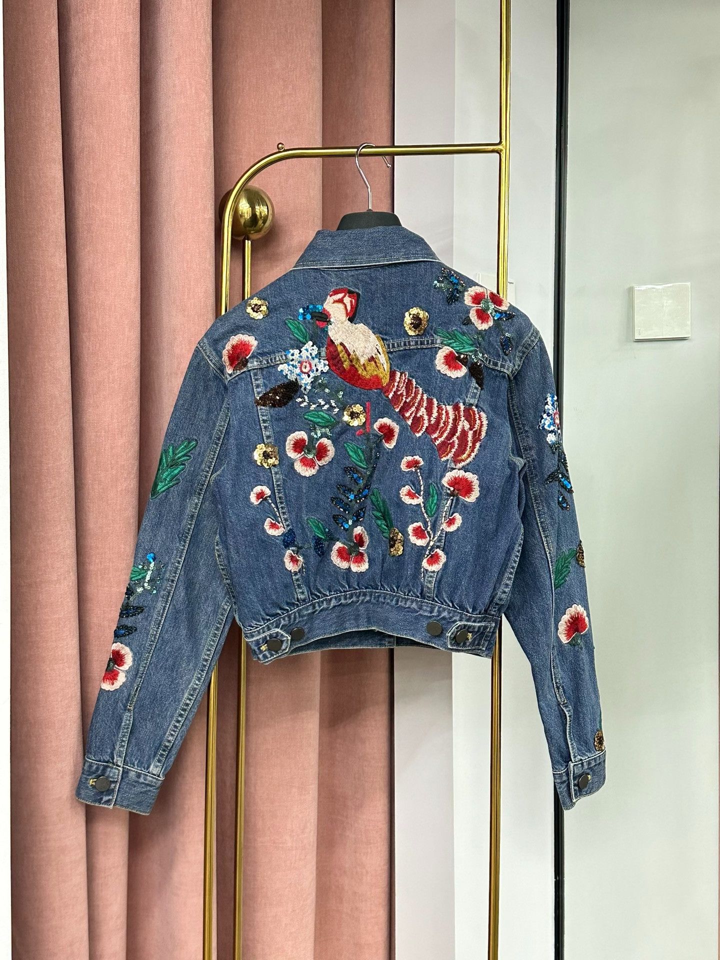Alice + Olivia alice+olivia Blue Sequin Beaded Denim Jacket Size XS / US 0-2 / IT 36-38 - 5 Thumbnail