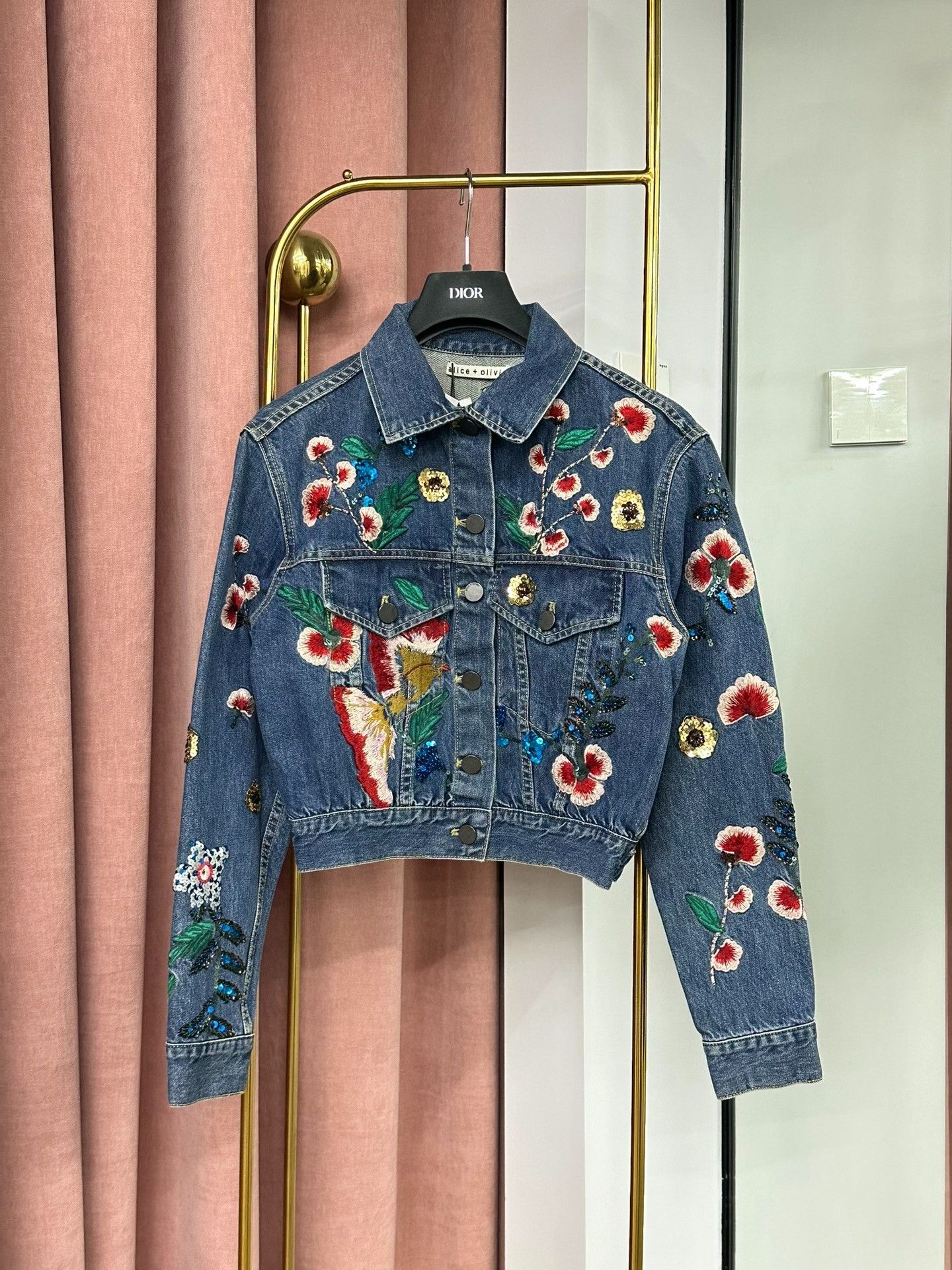 Alice + Olivia alice+olivia Blue Sequin Beaded Denim Jacket Size XS / US 0-2 / IT 36-38 - 3 Thumbnail