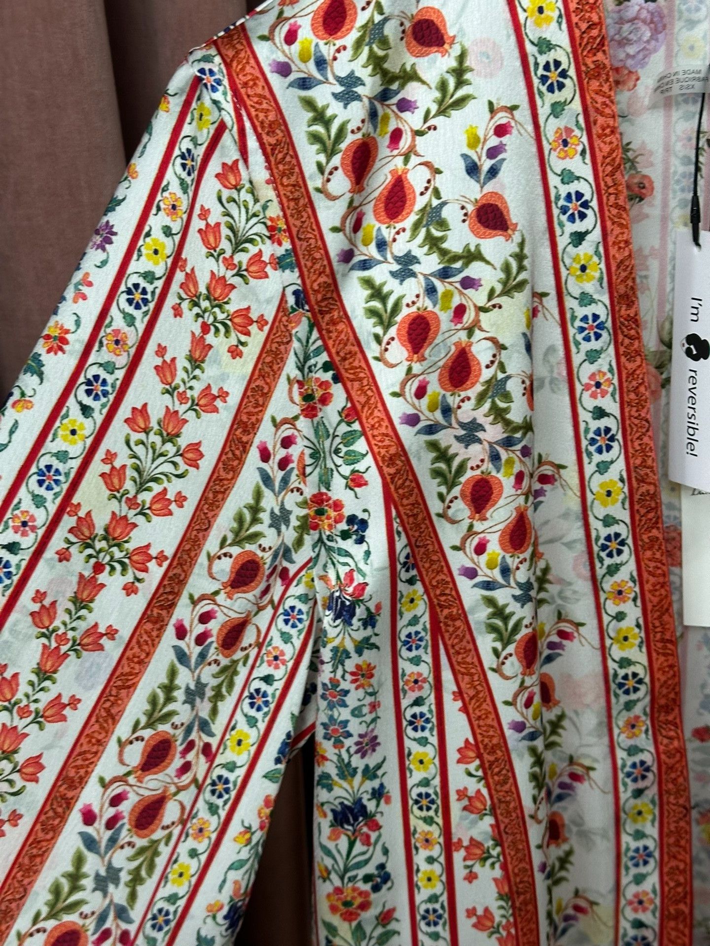 Alice + Olivia Alice+Olivia Red Printed Belted Cardigan Size S / US 4 / IT 40 - 3 Thumbnail