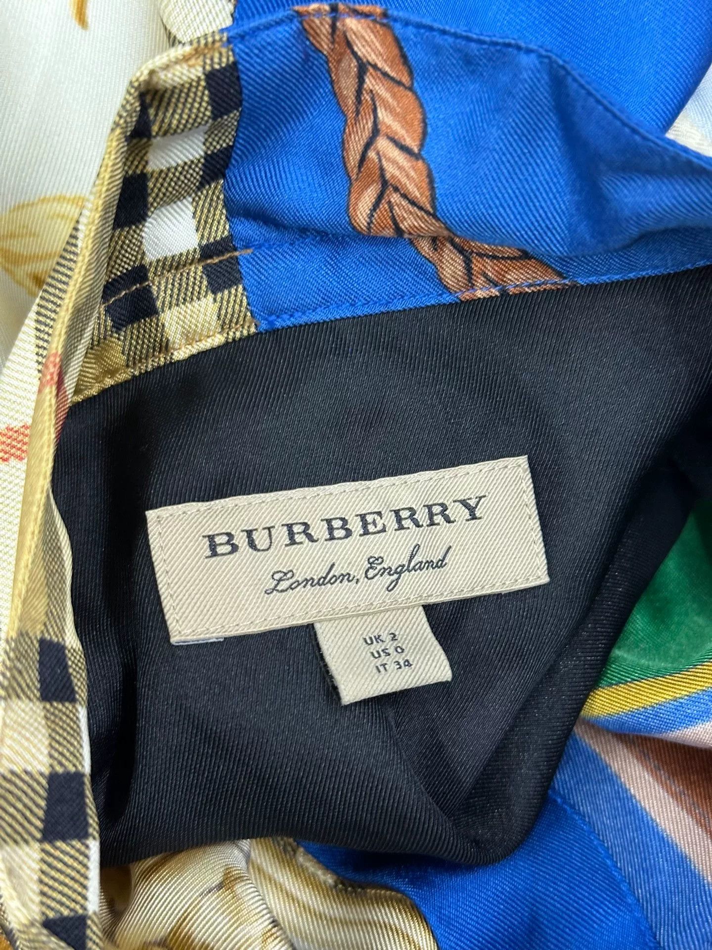 Burberry Burberry Printed Tie-Waist Silk Shirt Size XS / US 0-2 / IT 36-38 - 4 Thumbnail