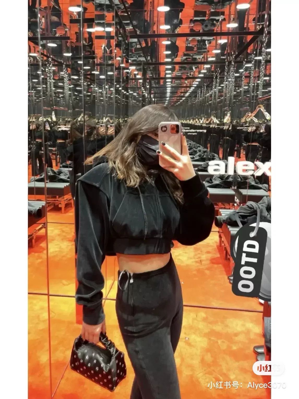 Alexander Wang Alexander Wang Black Velvet Cropped Zip Hoodie Size S / US 4 / IT 40 - 6 Thumbnail