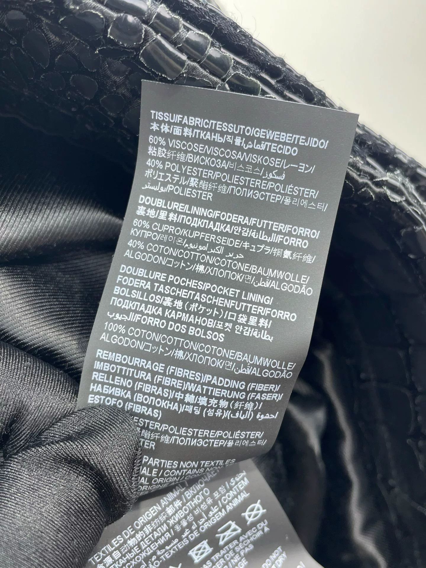 Saint Laurent Paris Saint Laurent 22AW Black Croc Leather Jacket Size XS / US 0-2 / IT 36-38 - 7 Thumbnail