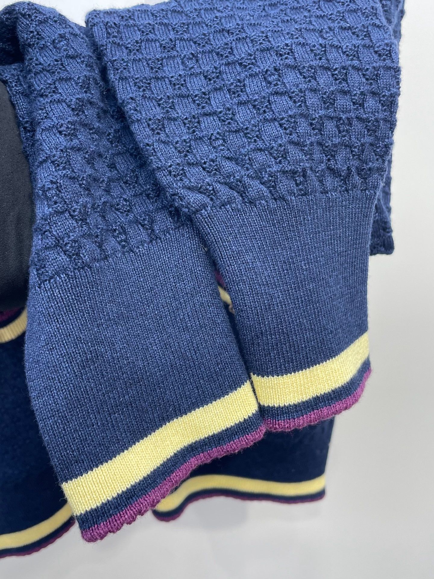 Chanel Chanel 26C Navy Openwork Knit Cardigan Size S / US 4 / IT 40 - 3 Thumbnail