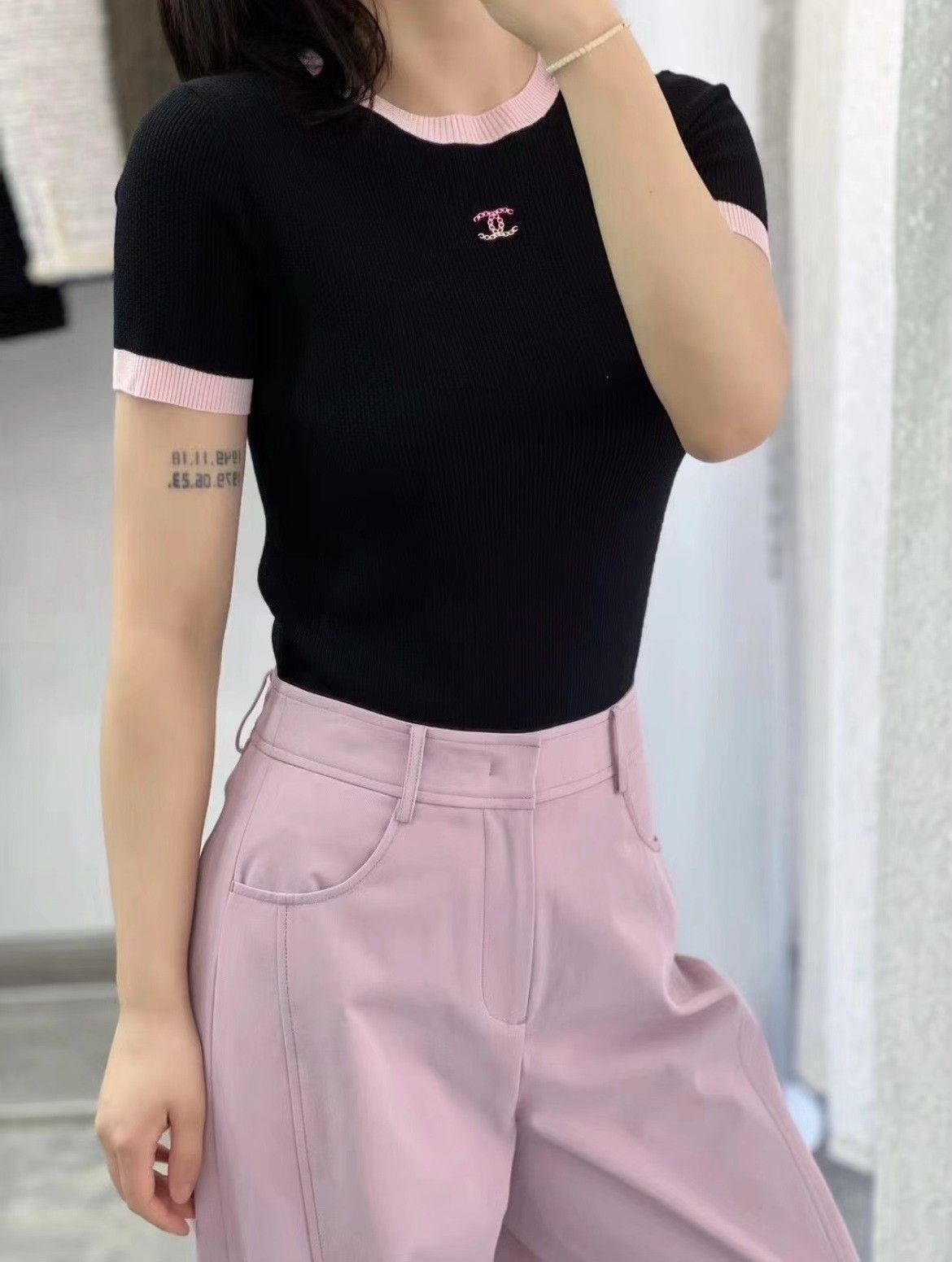 Chanel Chanel Black Pink Trim CC Diamond Knit Top Size S / US 4 / IT 40 - 8 Thumbnail