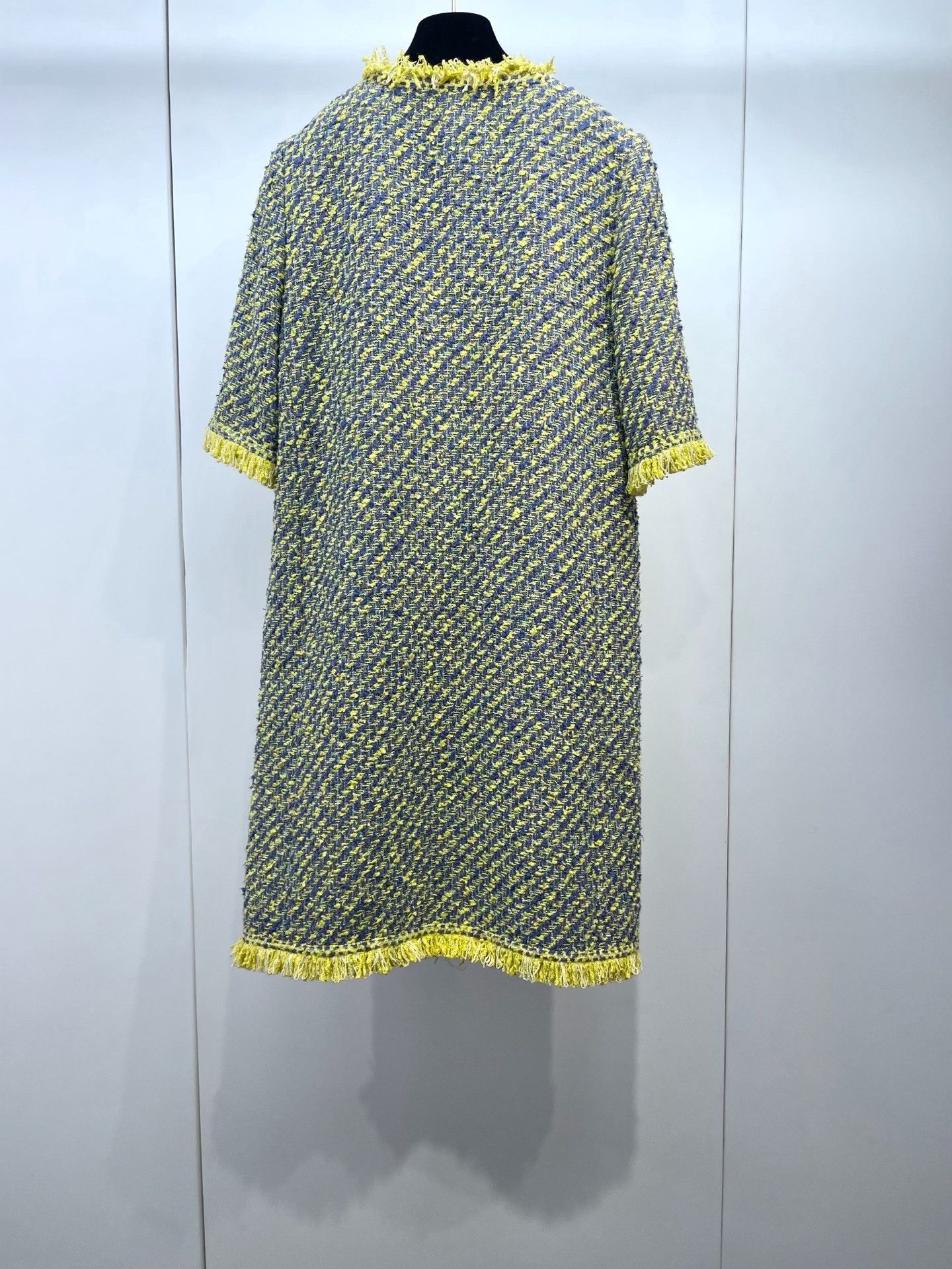 Louis Vuitton Louis Vuitton Yellow Long Coat with Tassels Size XS / US 0-2 / IT 36-38 - 2 Thumbnail