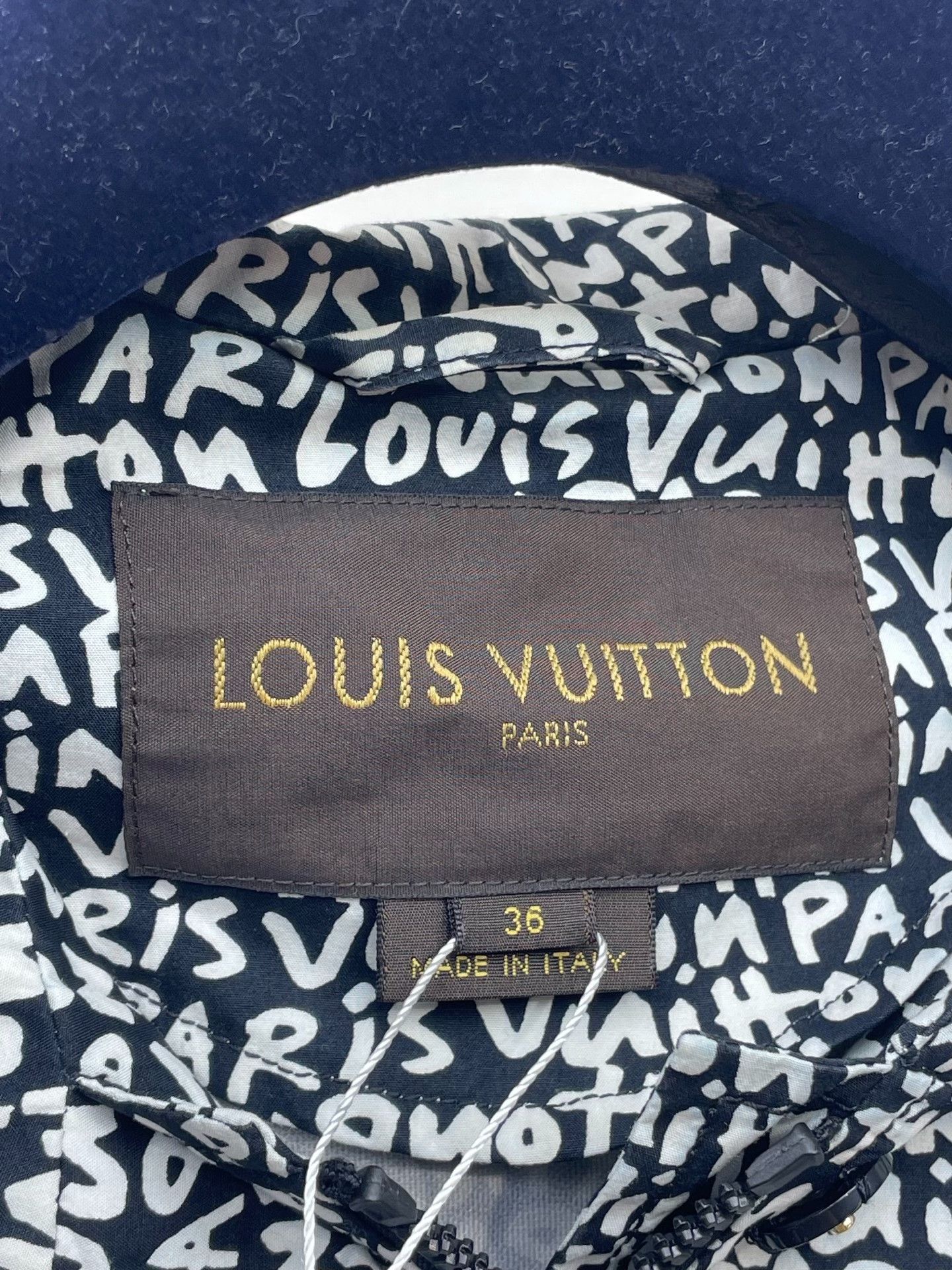 Louis Vuitton Louis Vuitton Black White Letter Hooded Trench Size XS / US 0-2 / IT 36-38 - 8 Thumbnail