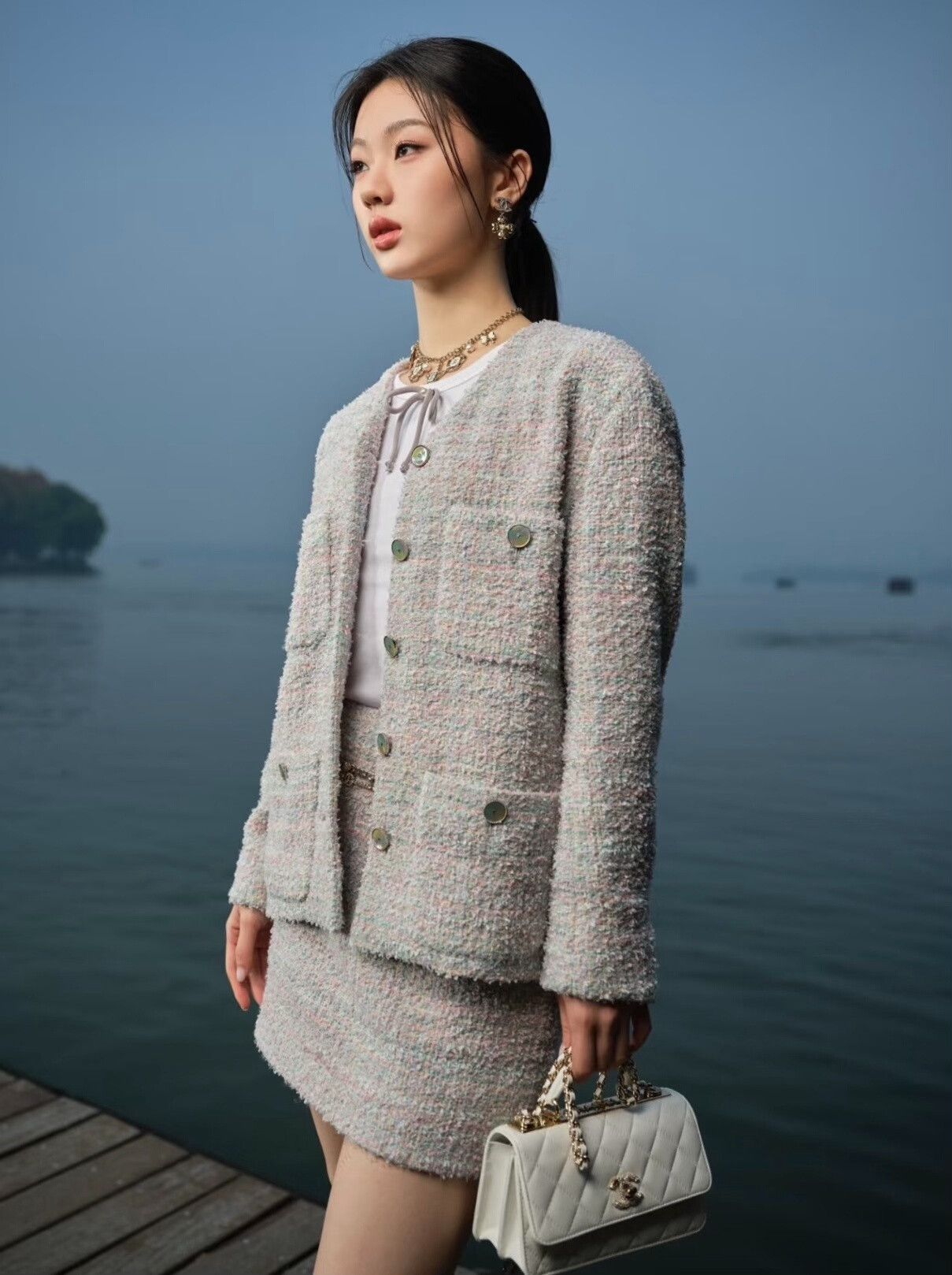Chanel Chanel 25P Iridescent Tweed Jacket Size XS / US 0-2 / IT 36-38 - 8 Thumbnail