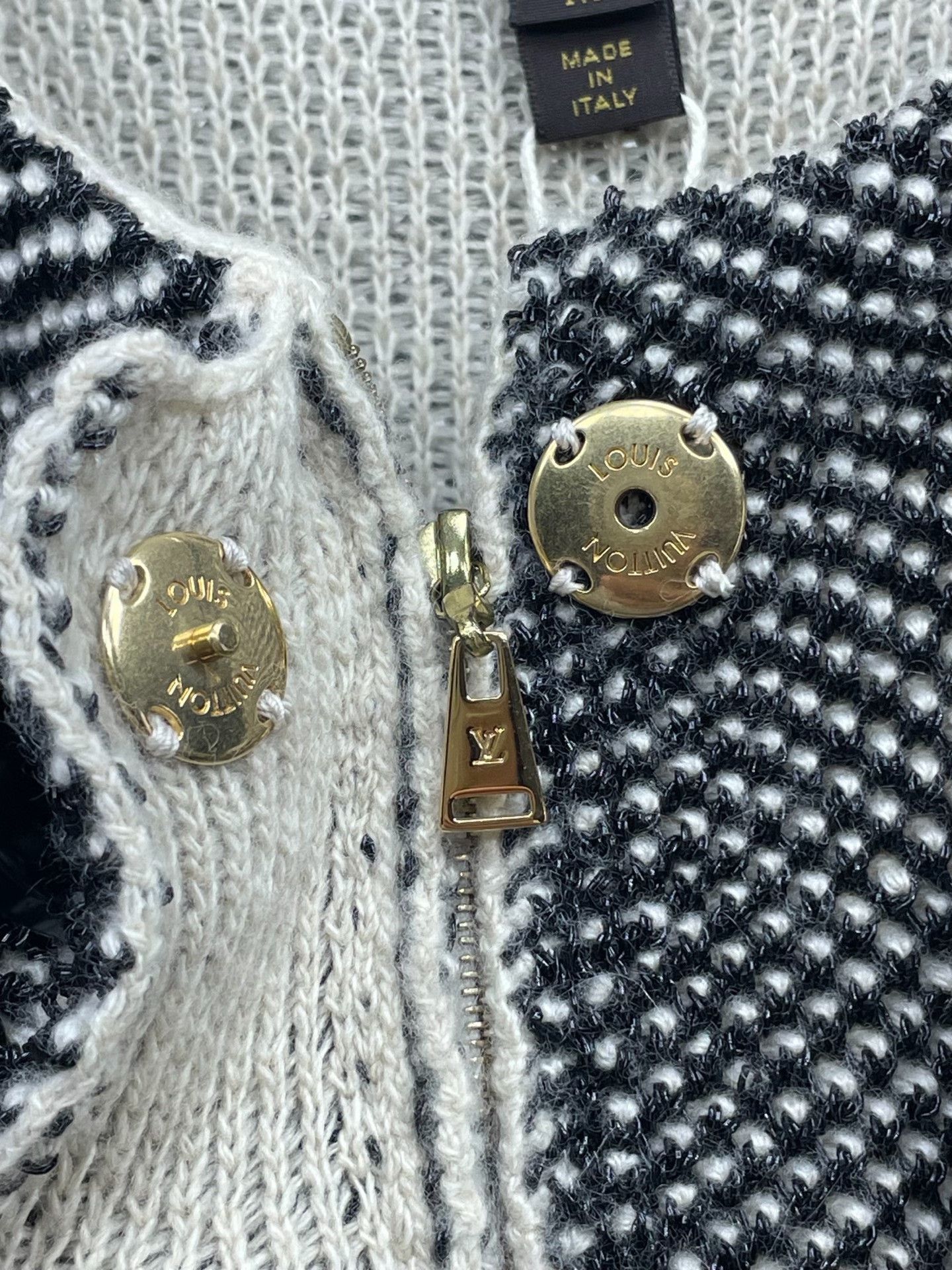 Louis Vuitton LV Four-Pocket Heavy Knit Coat Size M / US 6-8 / IT 42-44 - 6 Thumbnail