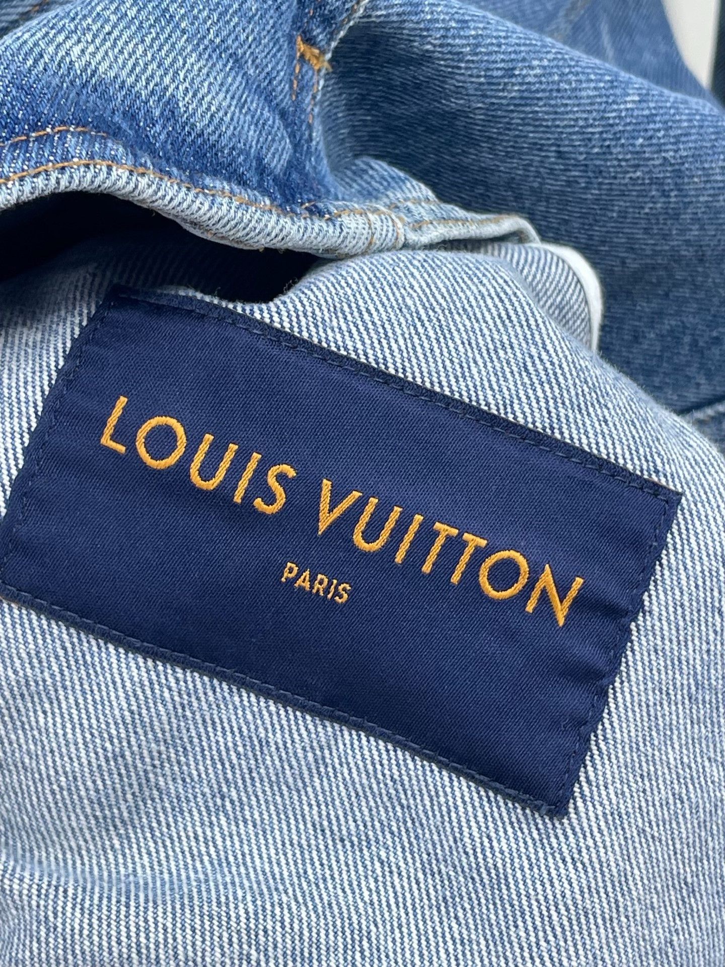 Louis Vuitton LV Gradient Print Denim Jacket Size US M / EU 48-50 / 2 - 7 Thumbnail