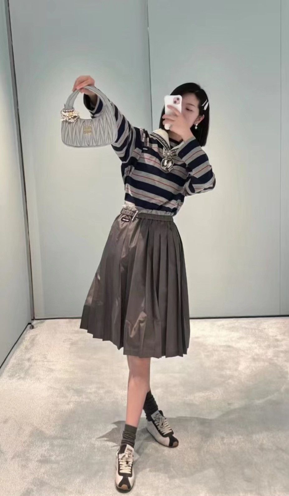 Miu Miu Miu Miu Gray Cuffed Pleated Skirt Size 38" / US 16 / IT 52 - 5 Thumbnail