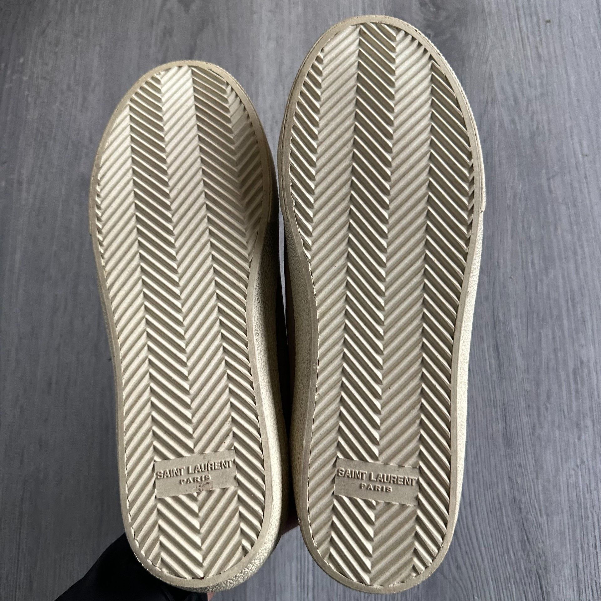 Saint Laurent Paris Saint Laurent Suede Court Classic Sneakers Size US 6 / EU 39 - 6 Thumbnail