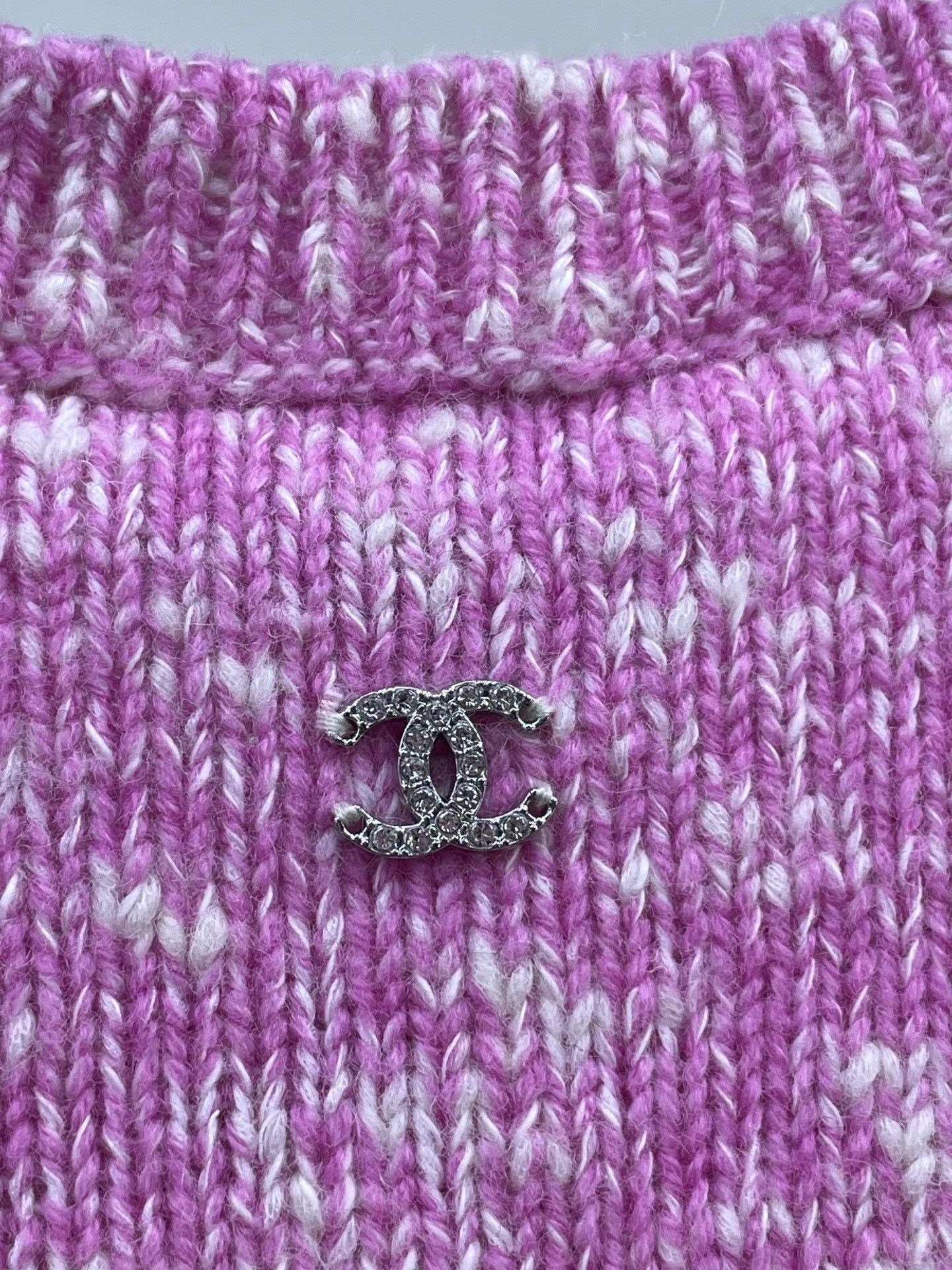 Chanel Chanel 24N Pink Snow Mountain Sweater Size XXS / US 00 / IT 34 - 2 Thumbnail