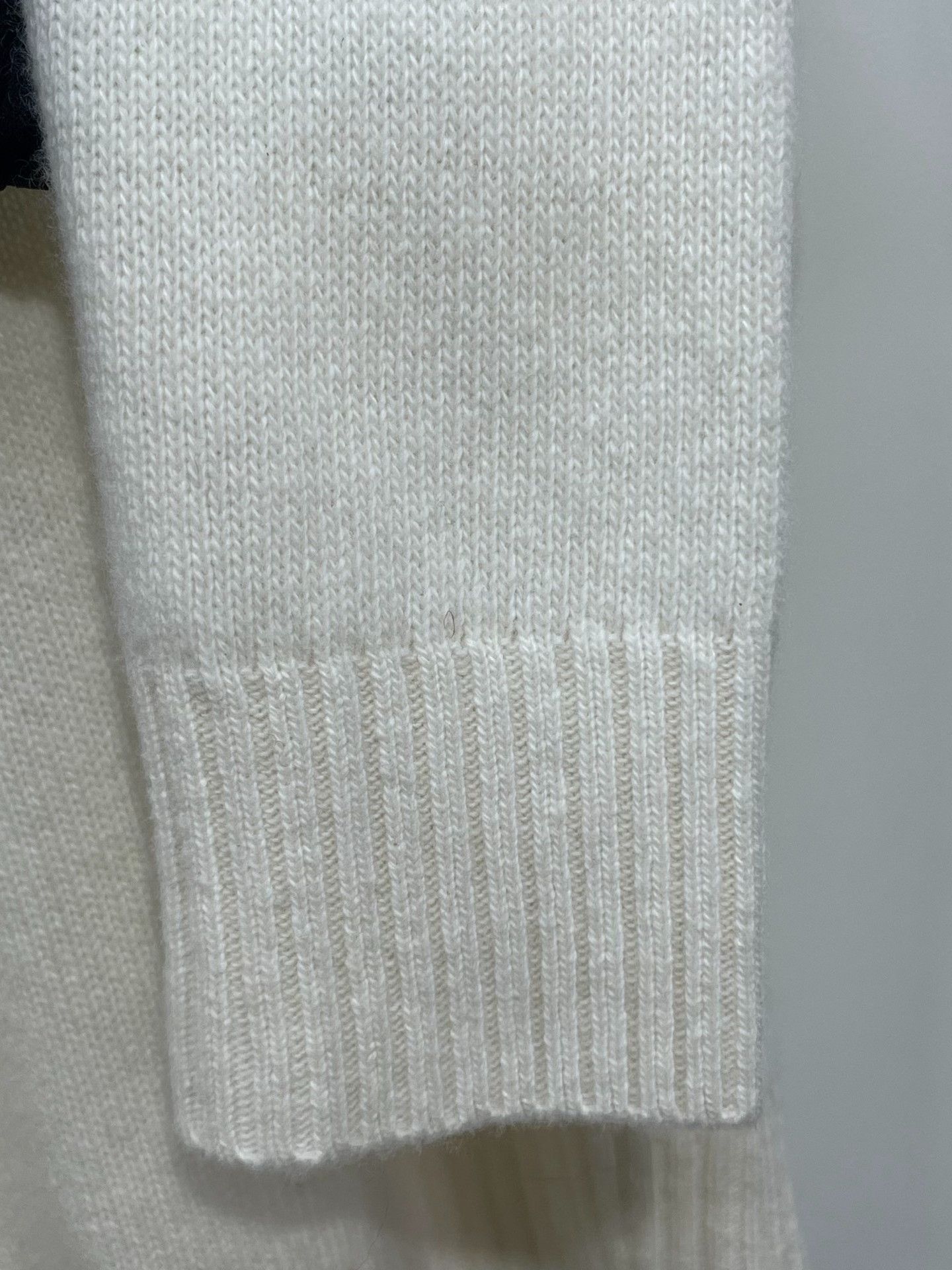 Dior Dior 26 New Bow Knit Top Size XS / US 0-2 / IT 36-38 - 4 Thumbnail