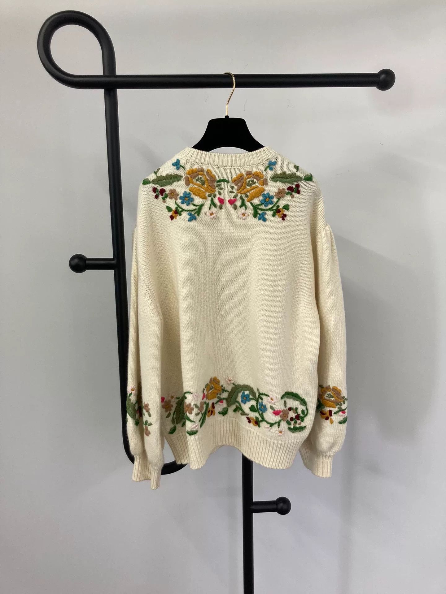 Gucci Gucci Beige Crewneck Embroidered Sweater Size M / US 6-8 / IT 42-44 - 2 Thumbnail