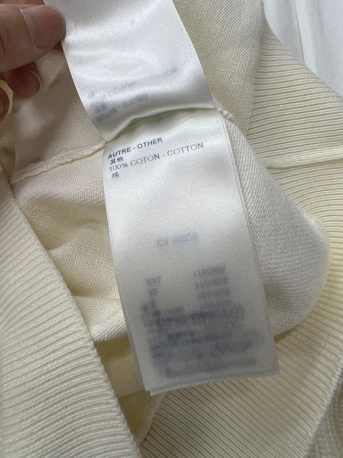 Louis Vuitton Louis Vuitton White Knit Paneled Sweatshirt Size S / US 4 / IT 40 - 7 Thumbnail