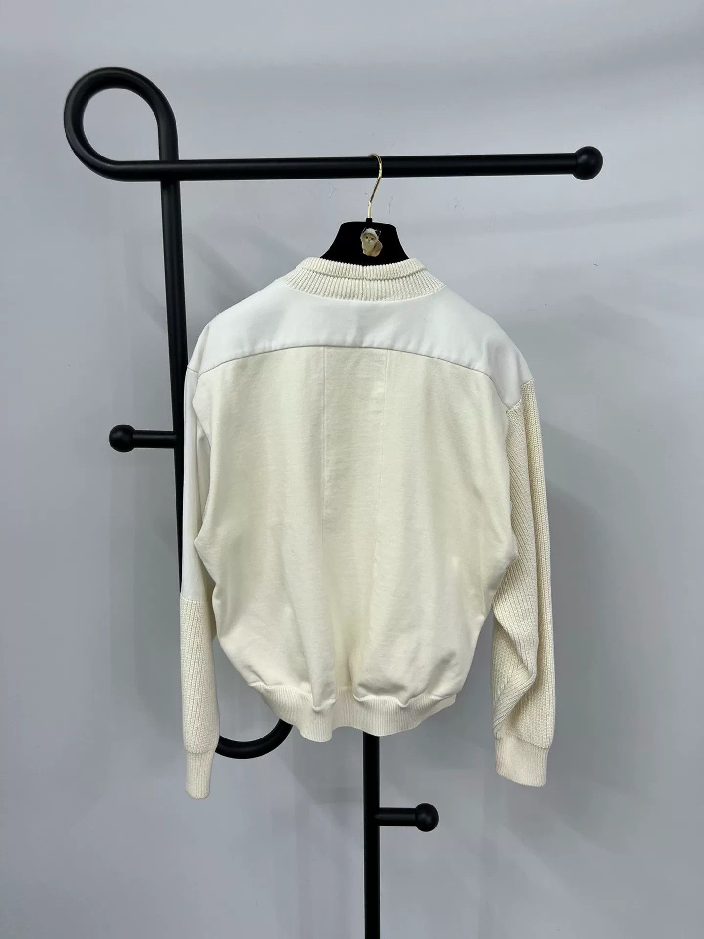 Louis Vuitton Louis Vuitton White Knit Paneled Sweatshirt Size S / US 4 / IT 40 - 2 Thumbnail