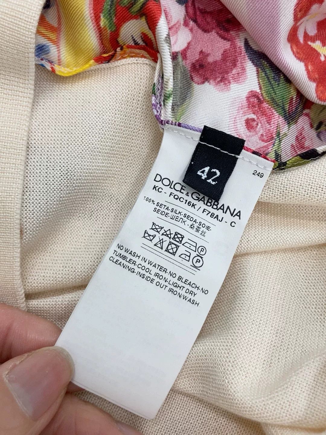 Dolce & Gabbana Dolce&Gabbana Sicilian Rose Knit Cardigan Size M / US 6-8 / IT 42-44 - 6 Thumbnail