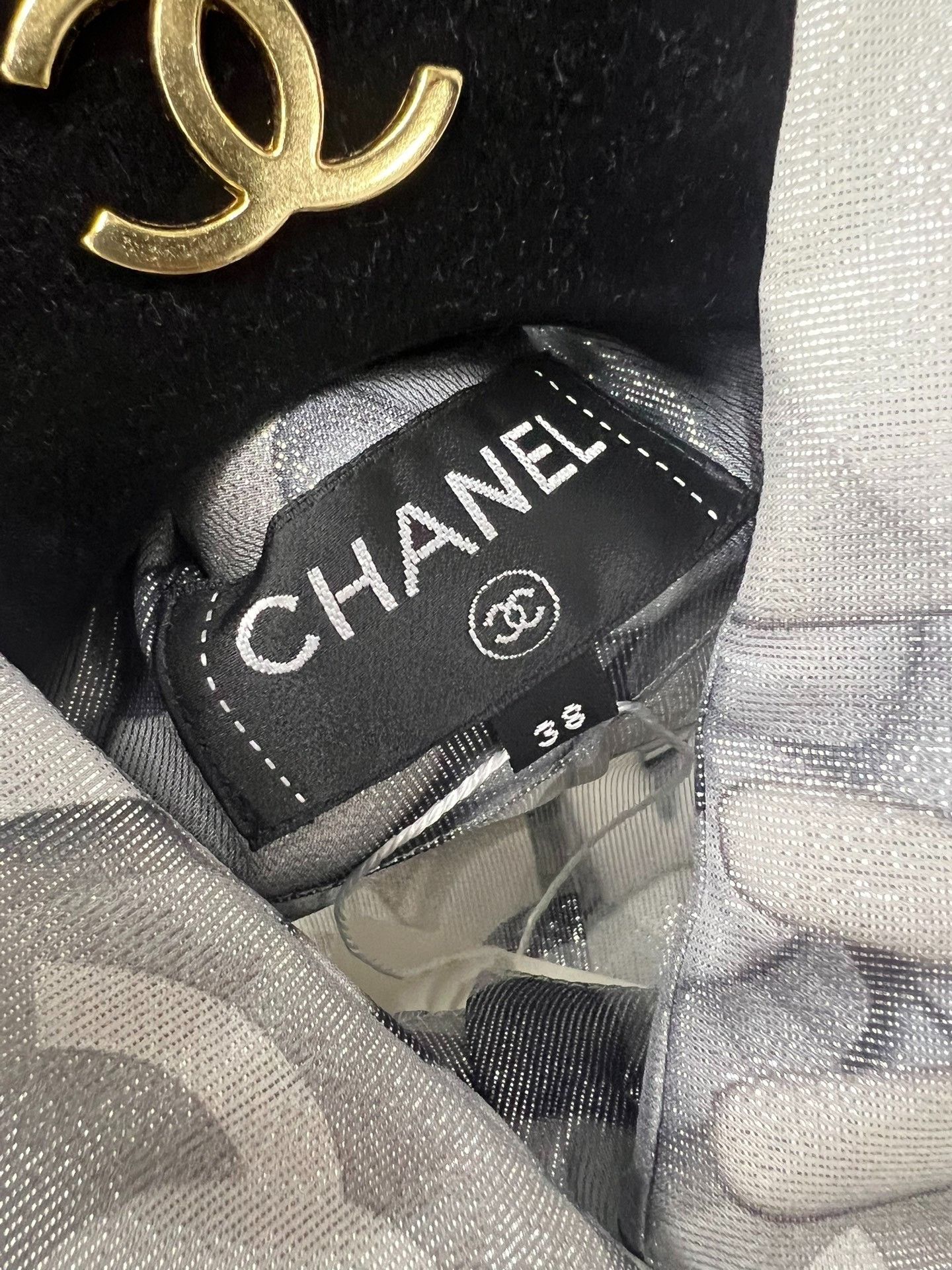 Chanel Chanel Karl Lagerfeld Cat Silk Shirt Size S / US 4 / IT 40 - 4 Thumbnail
