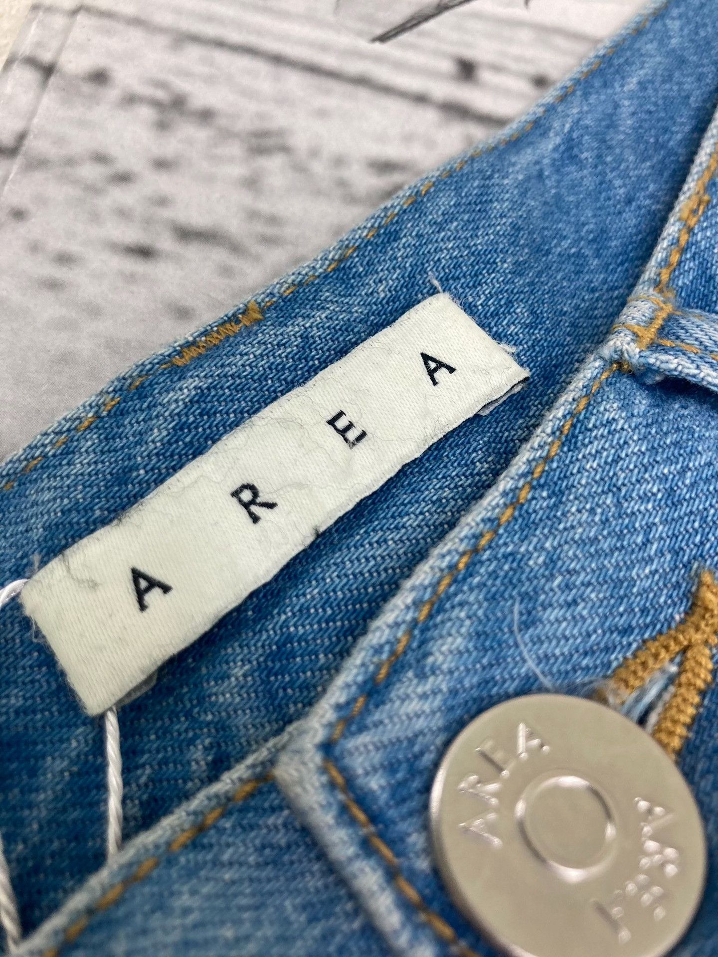 Area Area Blue Heart Ripped Rhinestone Jeans Size 26" / US 2 / IT 38 - 6 Thumbnail