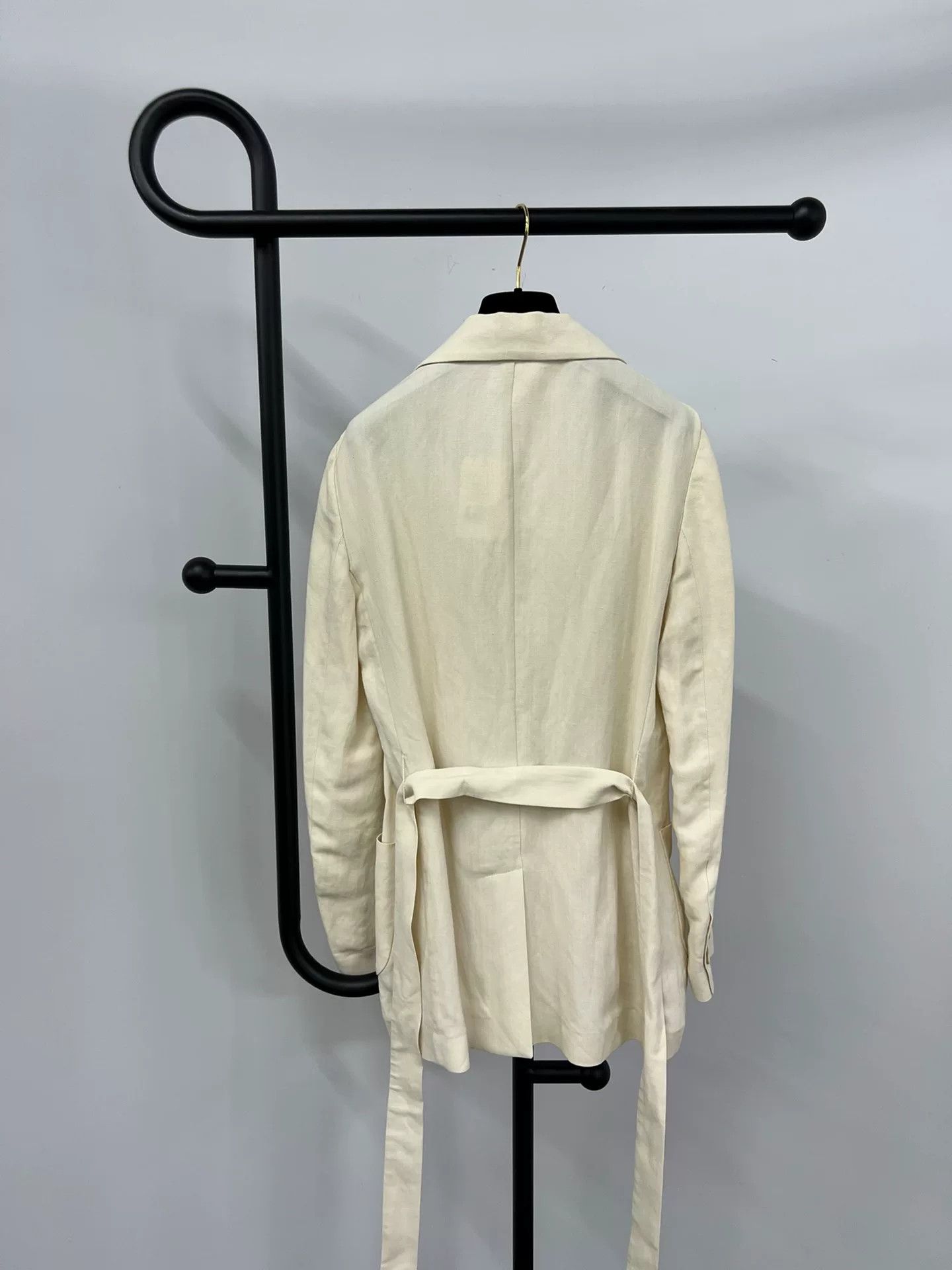 Brunello Cucinelli Brunello Cucinelli Beige Belted Blazer S Size S / US 4 / IT 40 - 2 Thumbnail