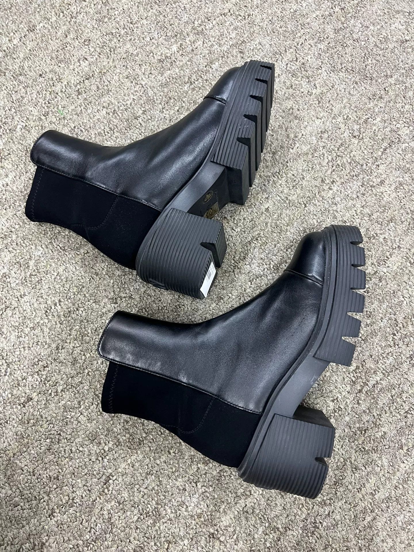 Stuart Weitzman Stuart Weitzman Black Platform Ankle Boots Size US 4.5 / IT 34.5 - 4 Thumbnail